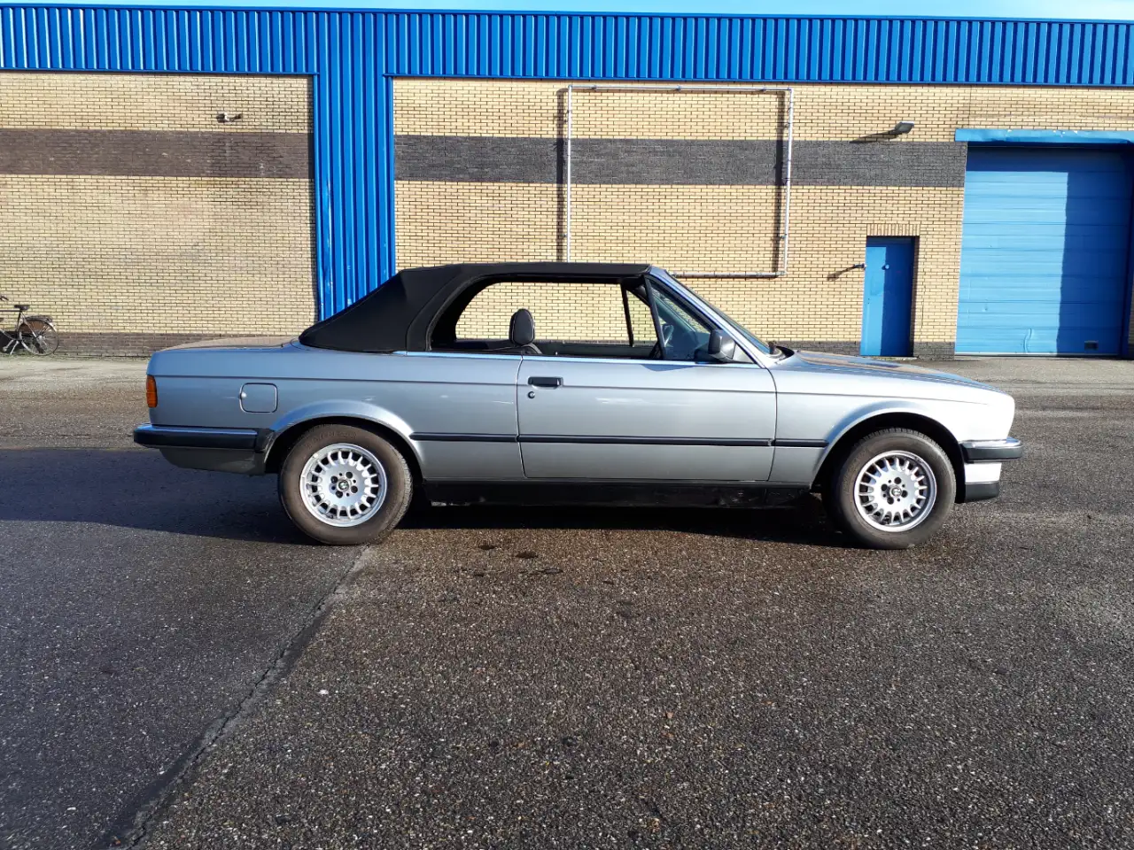 BMW 325 i cabrio E30 (1987) zilvergrijs 128000 km + doc., foto 4