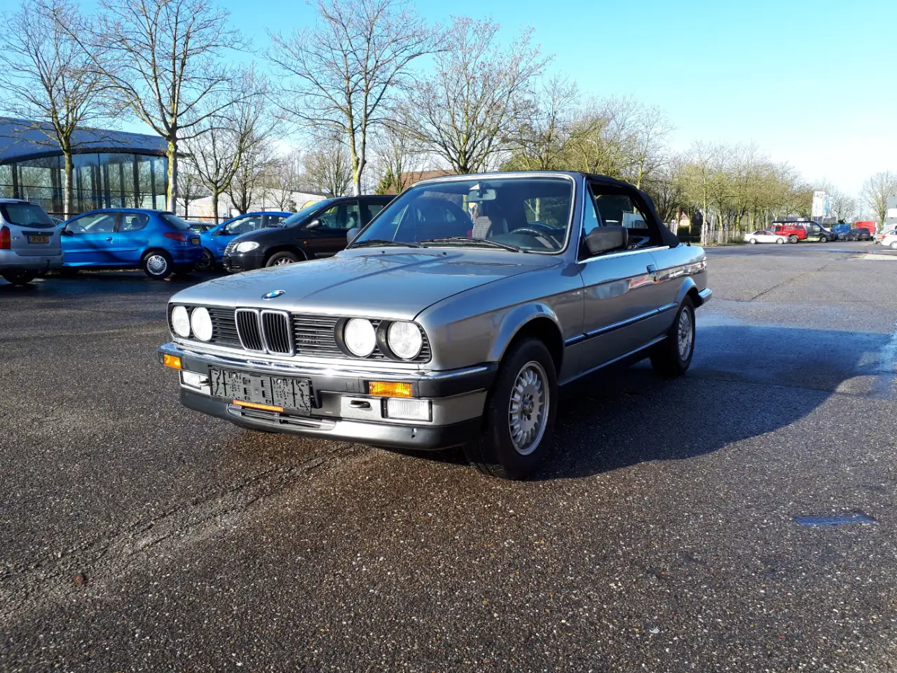 BMW 325 i cabrio E30 (1987) zilvergrijs 128000 km + doc., foto 3