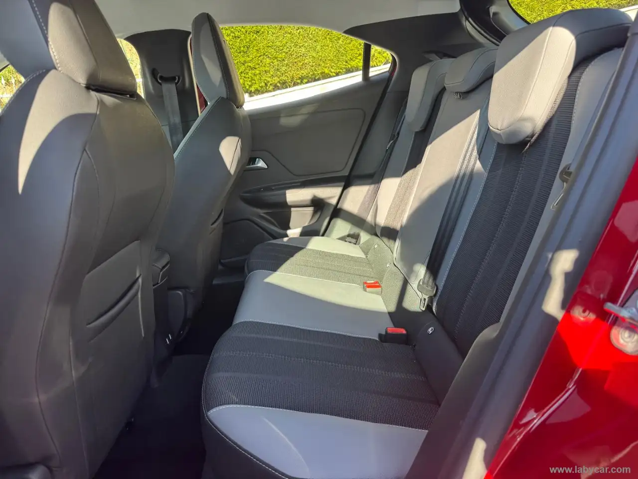 Opel Mokka 1.2 Turbo Elegance 13