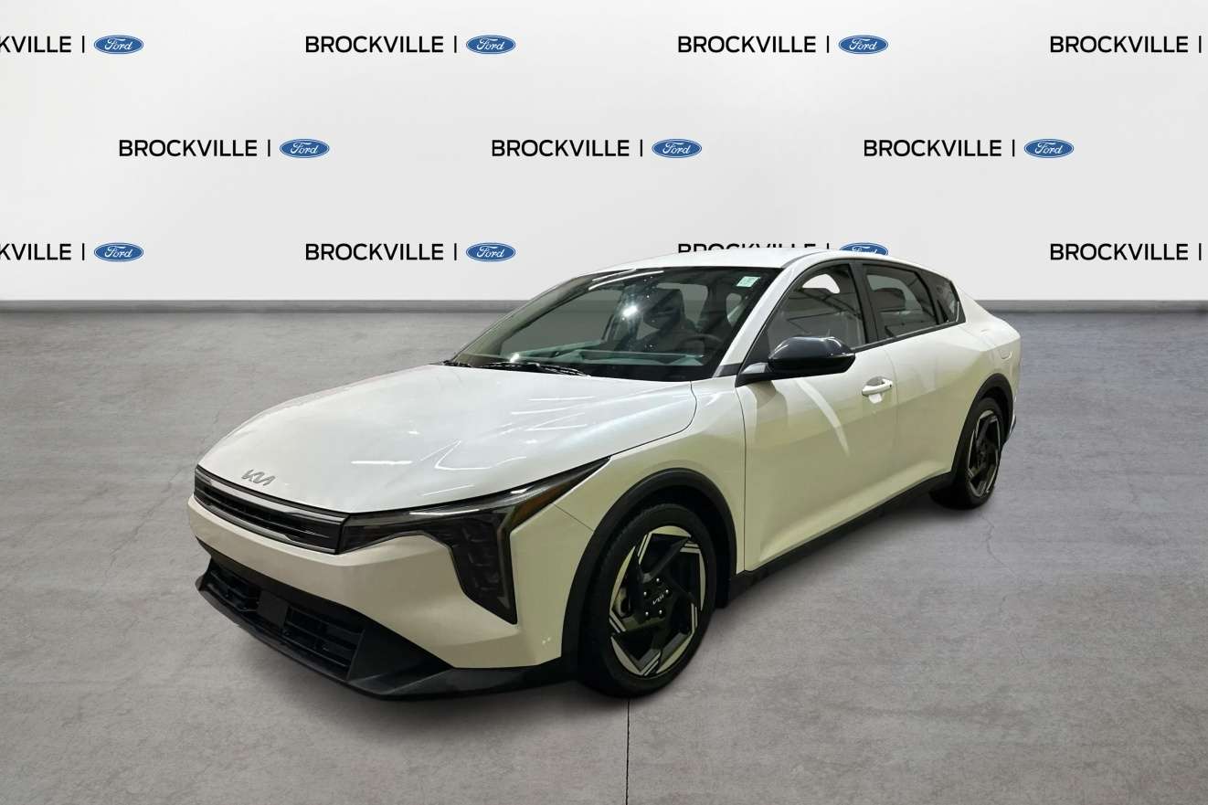 2025 Kia K4 EX  | 2L 4cyl Dual Screen CarPlay BackUp Cam — снимка 1