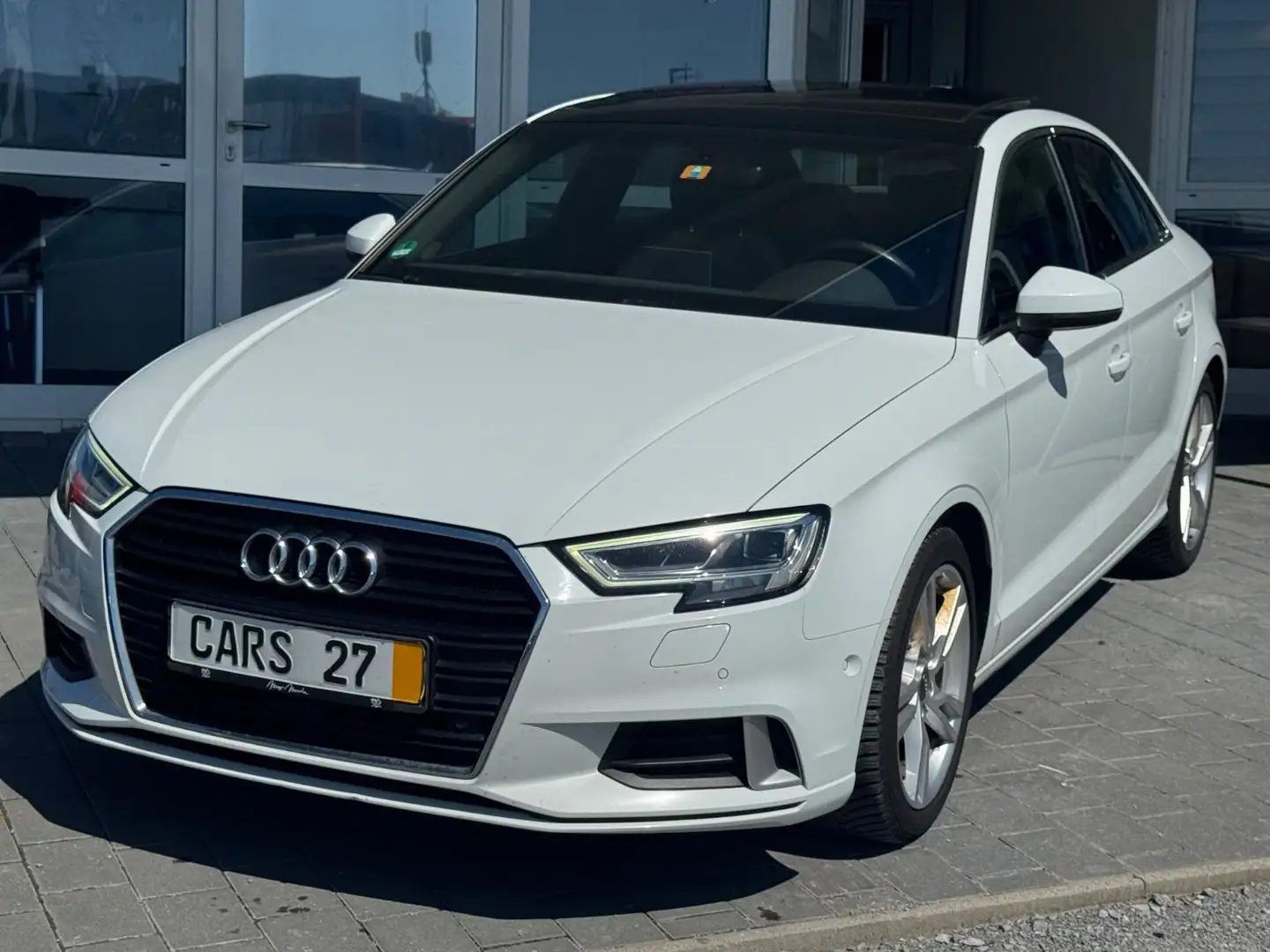 Audi A3 1.4TFSI Virt.Co. LED Pano Navi ACC KeylessGO Blanco - 1