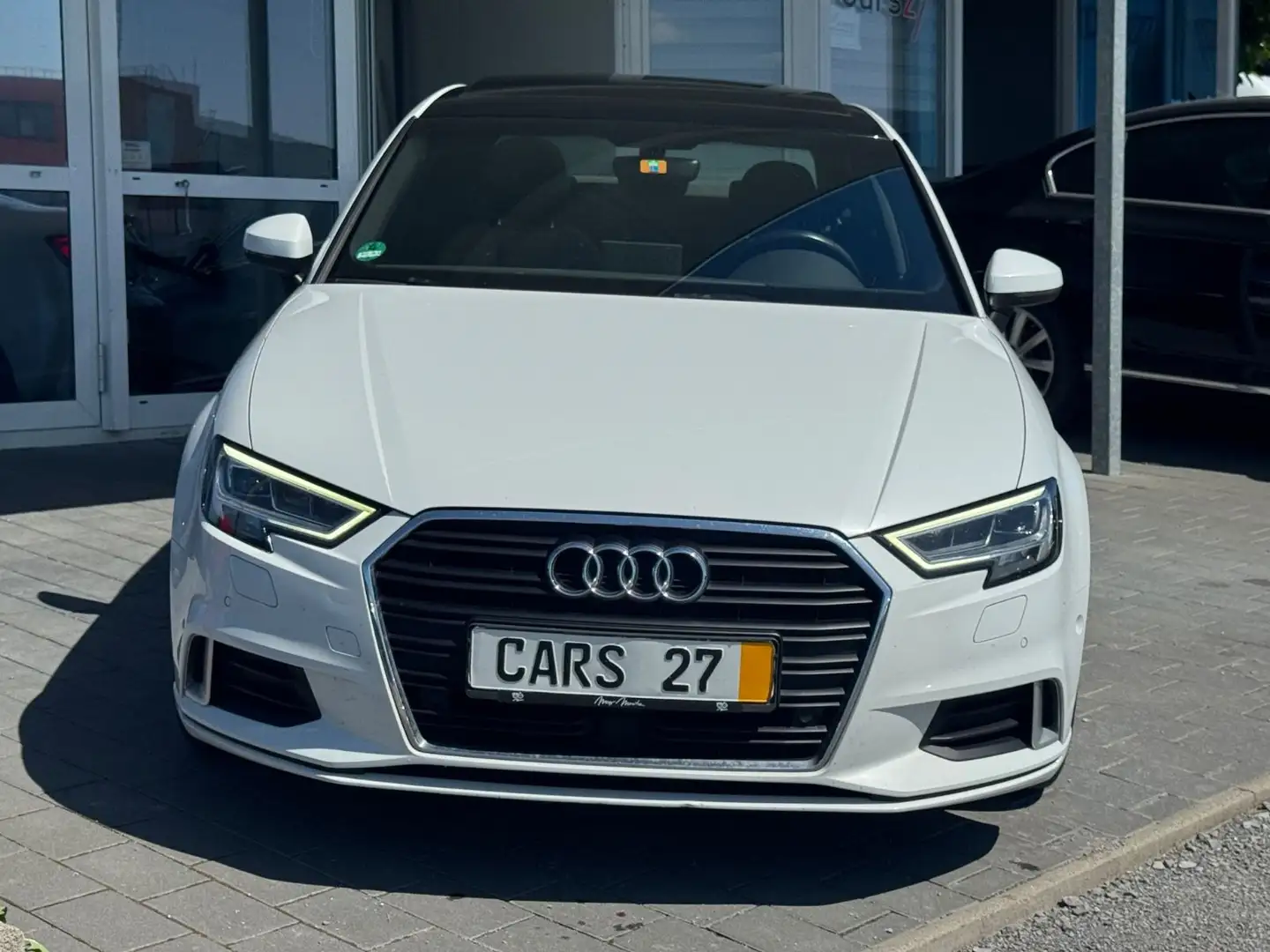 Audi A3 1.4TFSI Virt.Co. LED Pano Navi ACC KeylessGO Blanco - 2
