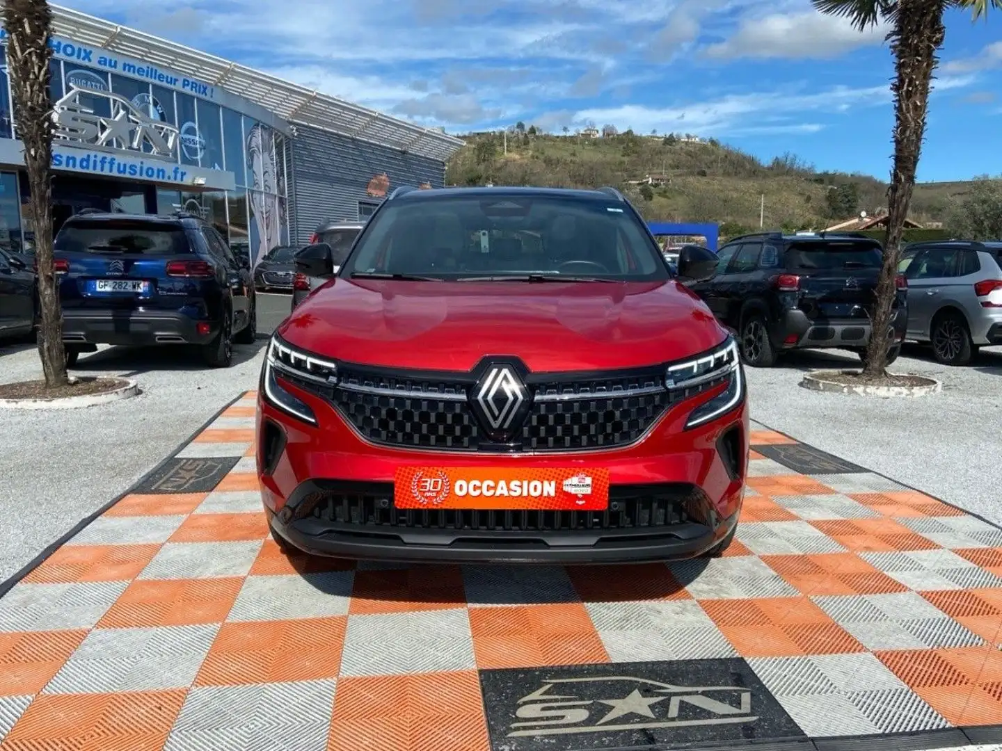 Renault Austral E-Tech Full Hybrid 200 TECHNO Toit Pano Caméra 360 Červená - 2