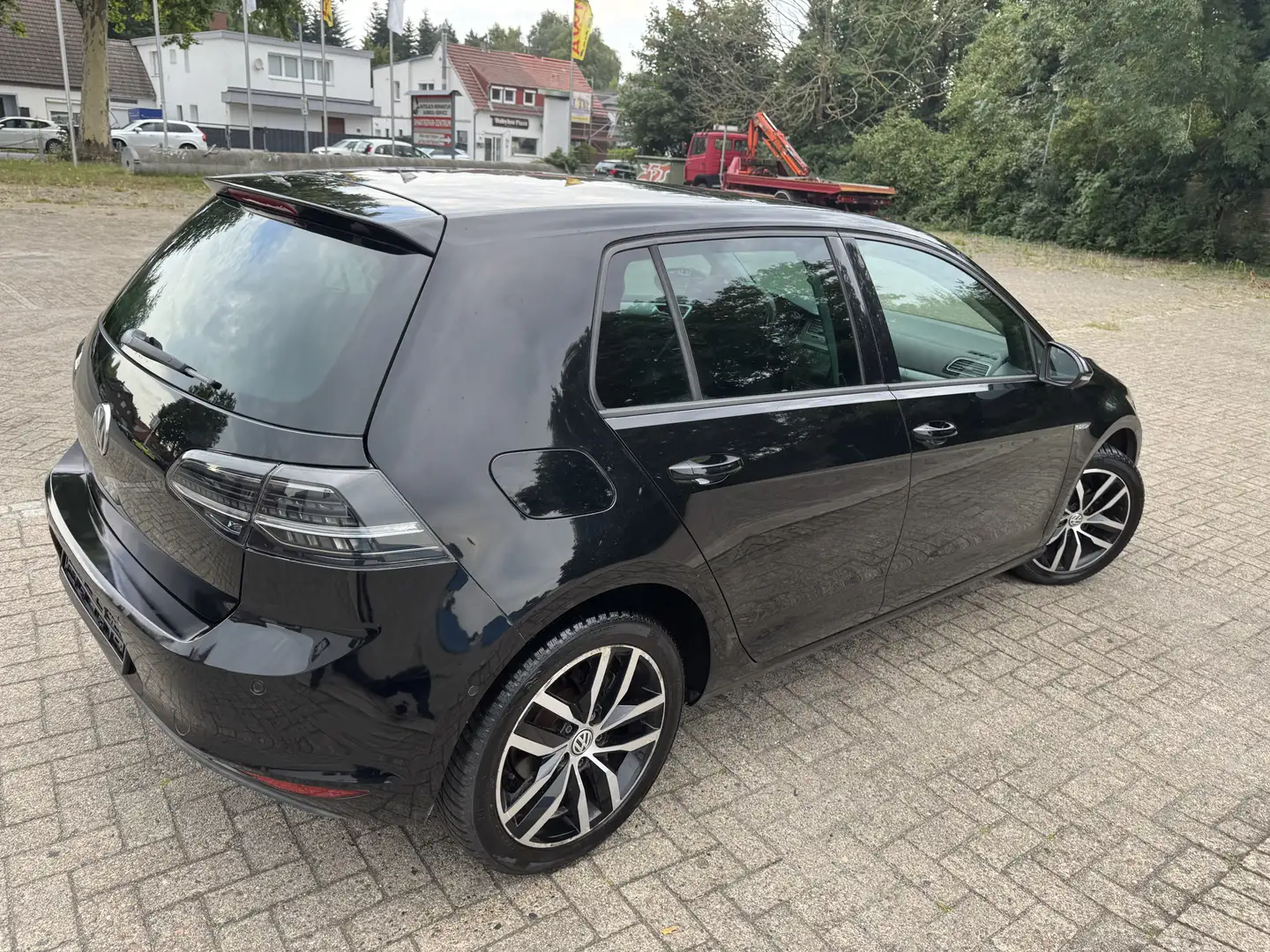 Volkswagen Golf 7 CUP, HU/AU 08.2027,Inkl 12 Monate Garantie Schwarz - 2