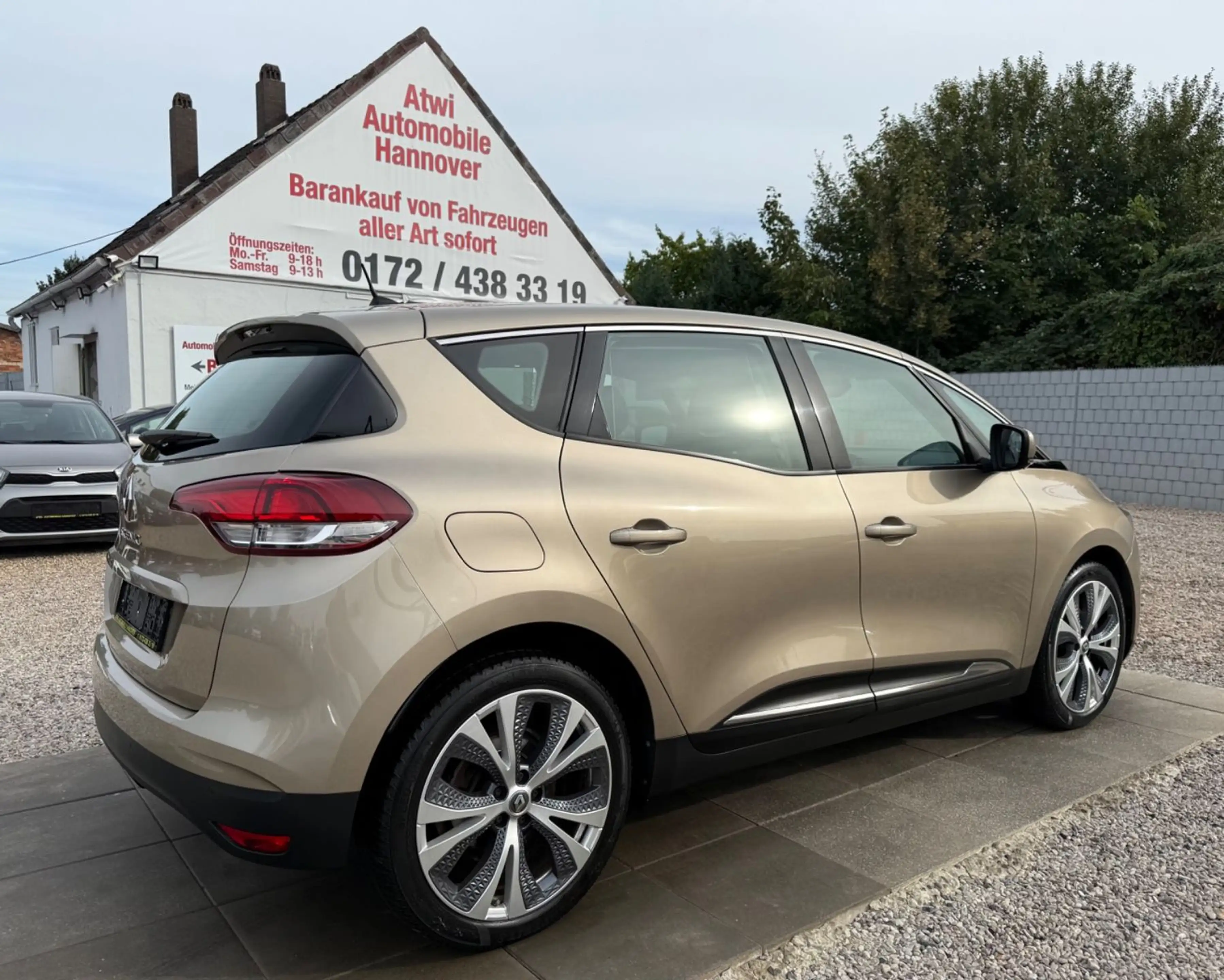 Renault Scenic IV Experience HU Neu Inspektion neu — photo 6