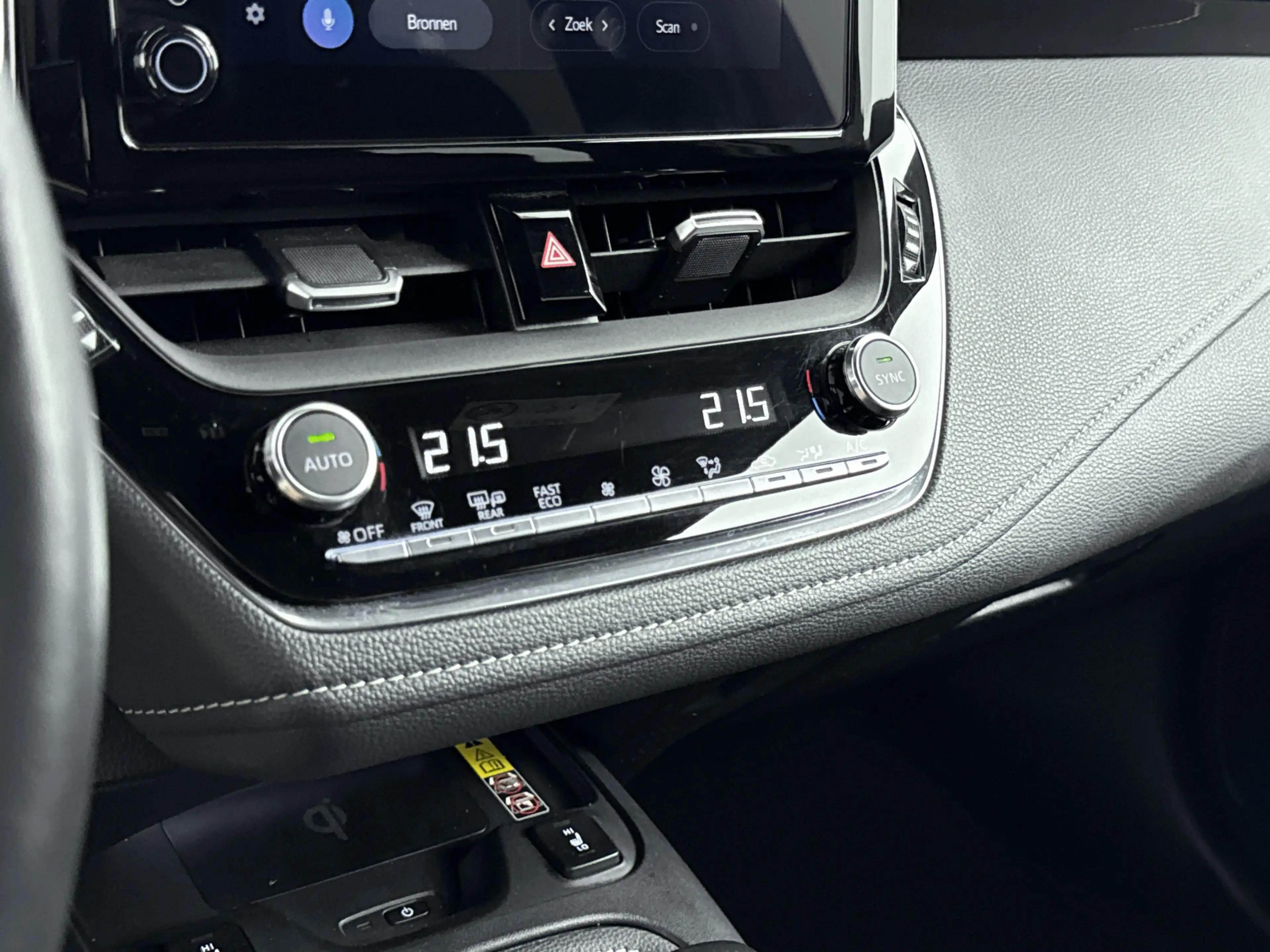 Suzuki Swace 1.8 Hybrid Select Limited Navi | Lichtmetalen Velg — photo 11