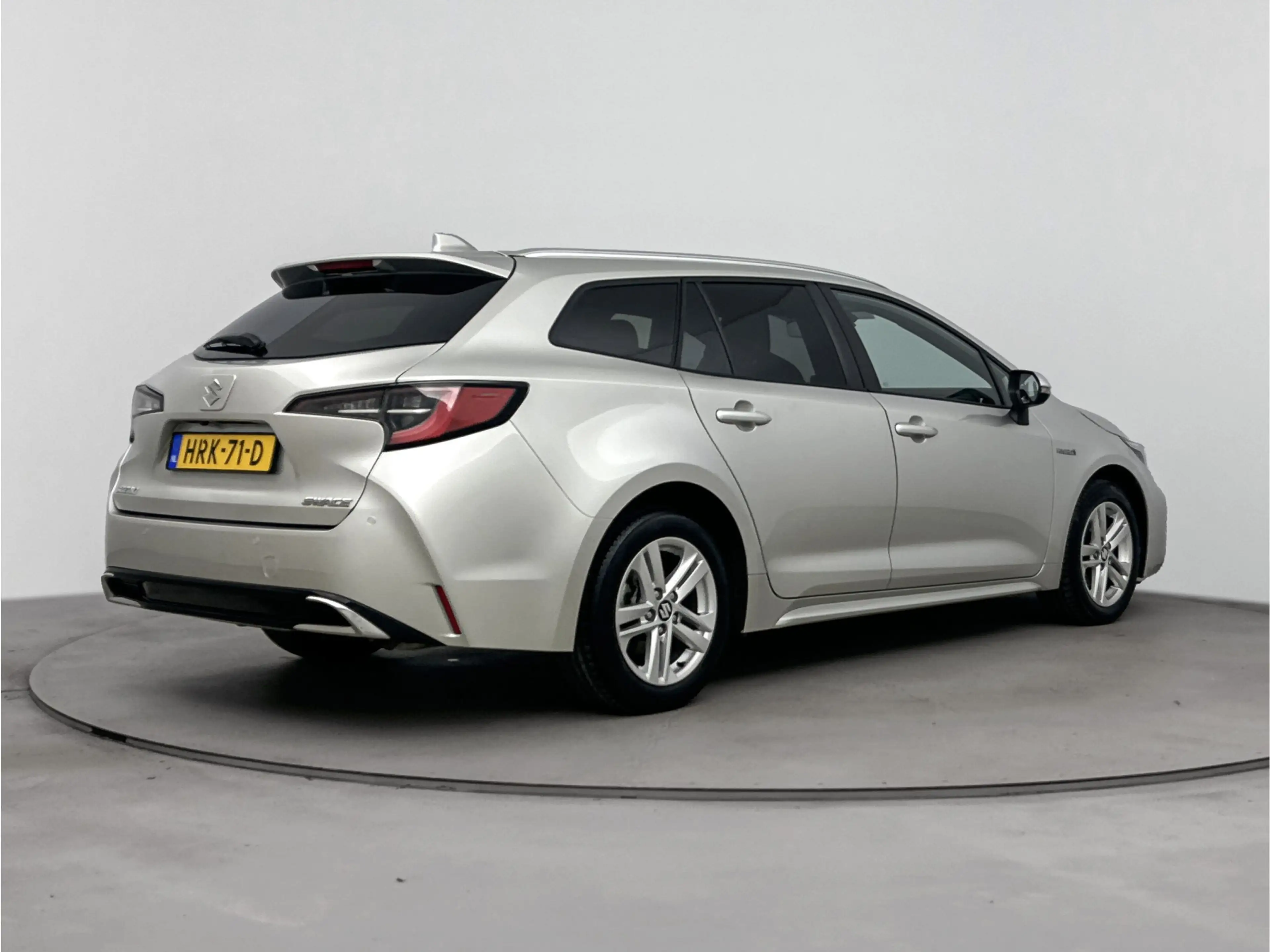 Suzuki Swace 1.8 Hybrid Select Limited Navi | Lichtmetalen Velg — photo 2