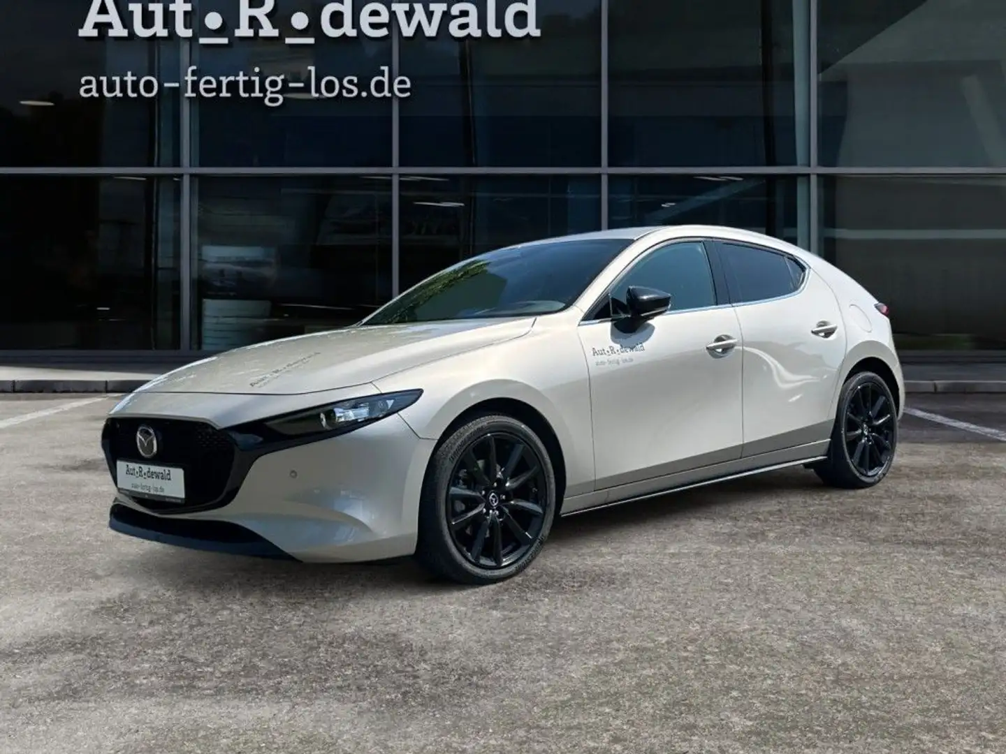Mazda 3 2025 e-SKYACTIV-G 140 M HYBRID HOMURA Gris - 1
