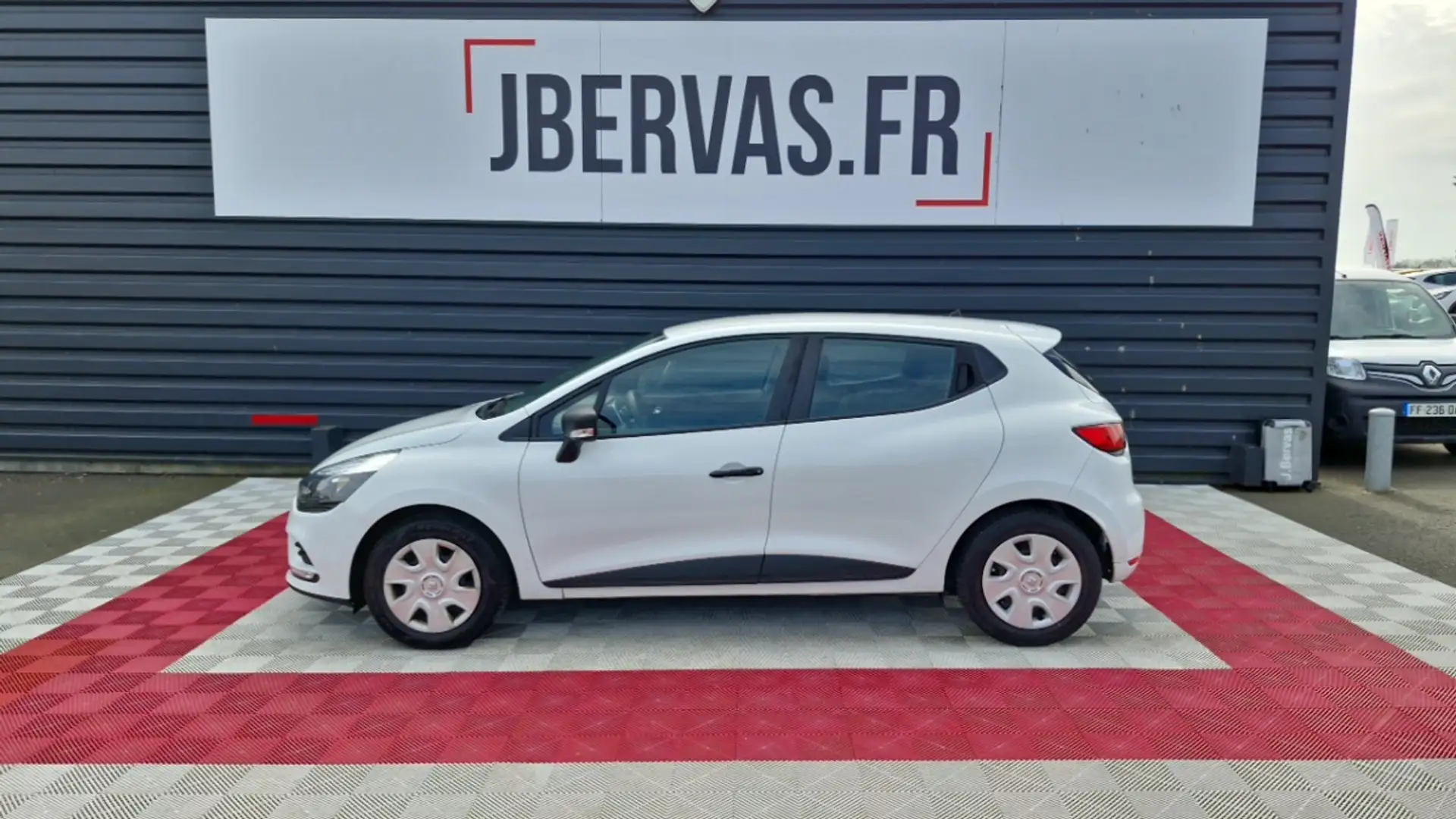 Renault Clio IV SOCIETE DCI 75 ENERGY AIR Blanc - 2