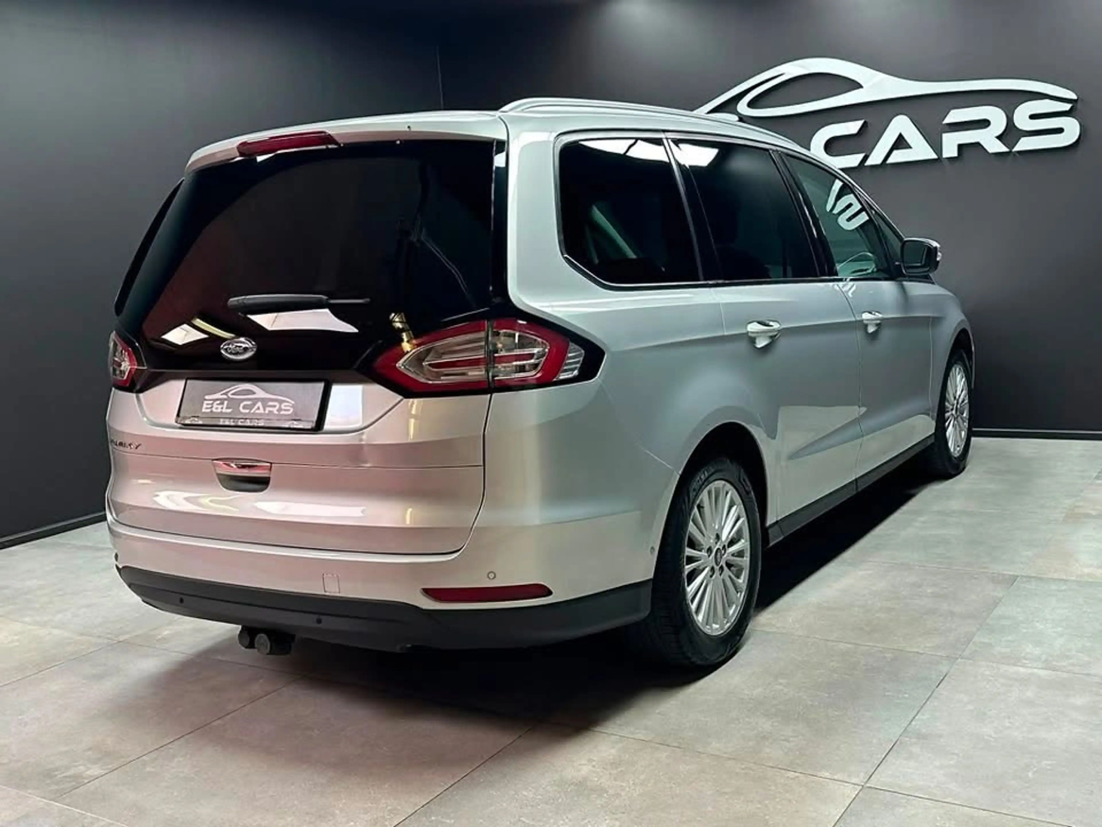 Ford Galaxy Galaxy 2.0 TDCi Titanium 7 places **12 mois de garantie** — photo 4