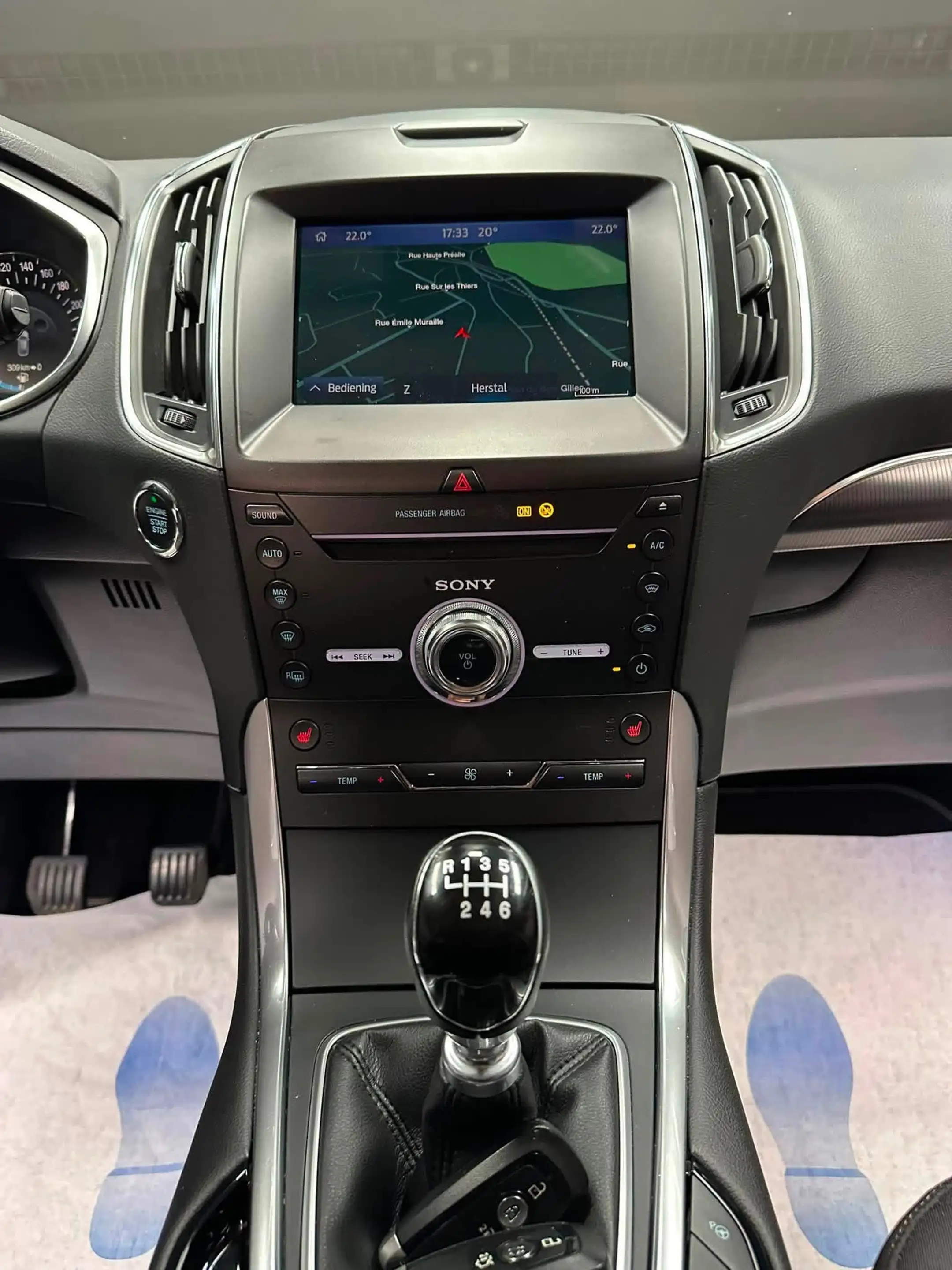 Ford Galaxy Galaxy 2.0 TDCi Titanium 7 places **12 mois de garantie** — photo 15