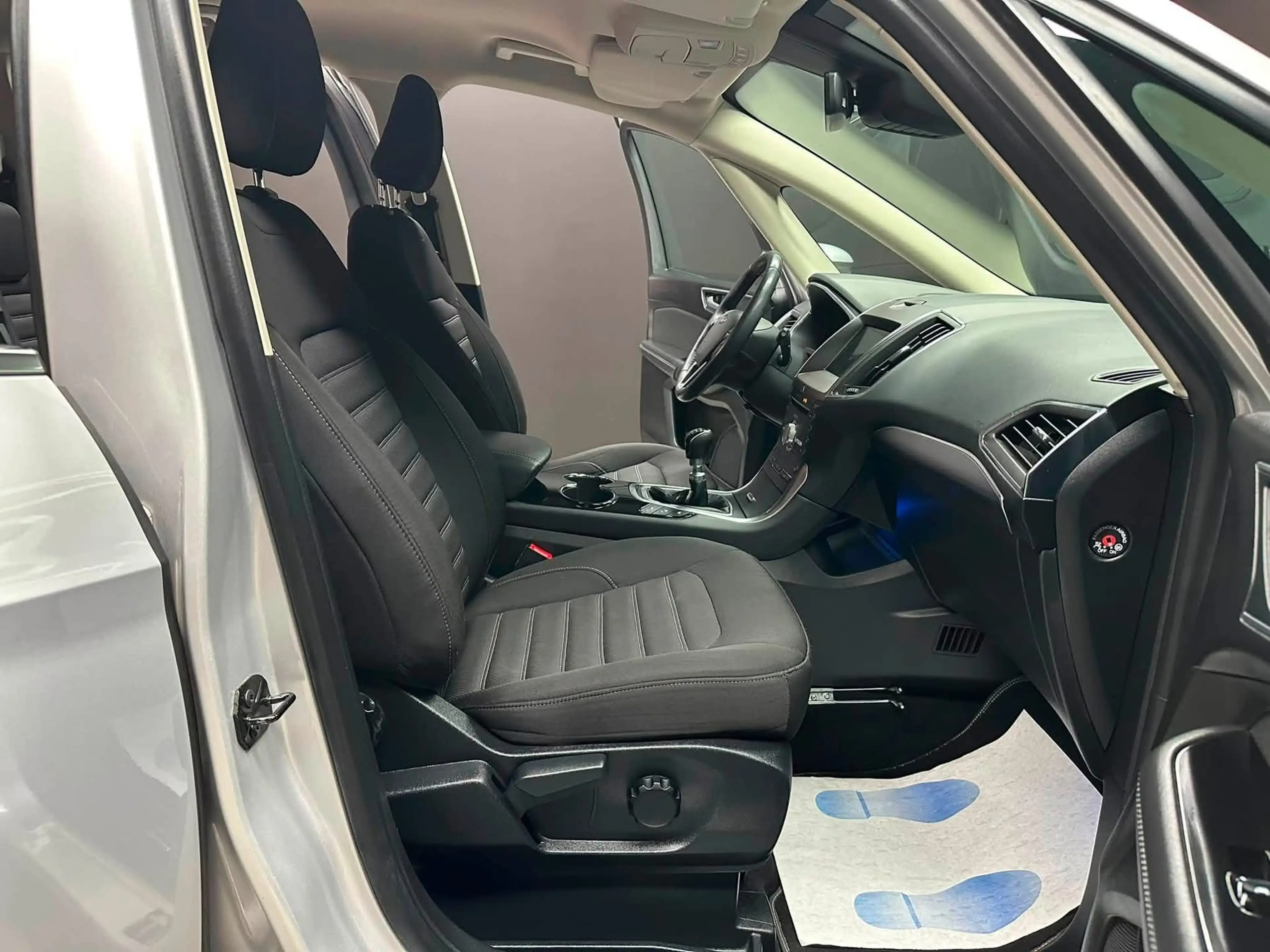 Ford Galaxy Galaxy 2.0 TDCi Titanium 7 places **12 mois de garantie** — photo 12