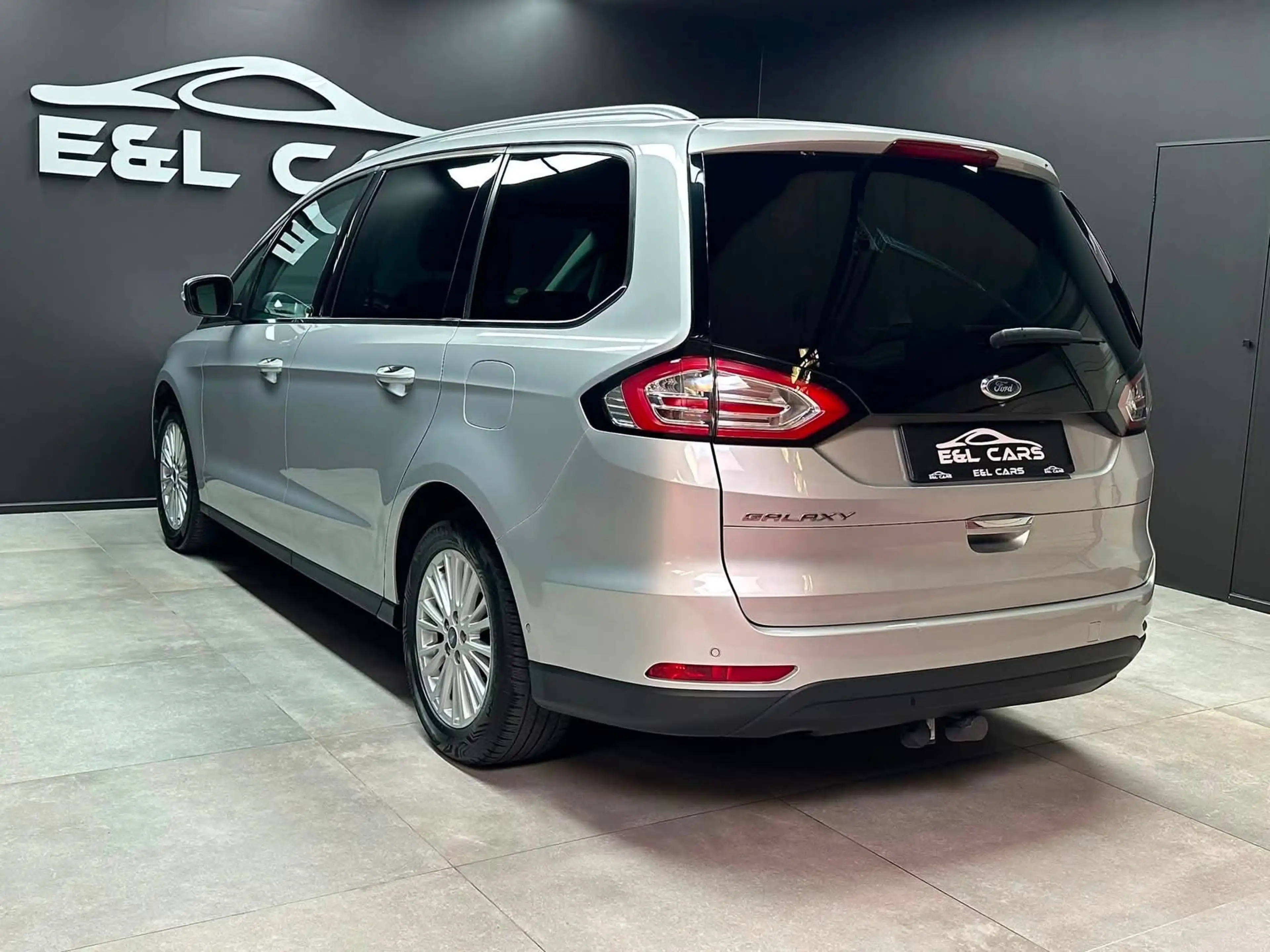 Ford Galaxy Galaxy 2.0 TDCi Titanium 7 places **12 mois de garantie** — photo 6
