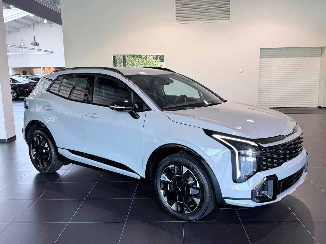 Kia Sportage HEV 1.6 T-GDi GT Line, миниатюра 2