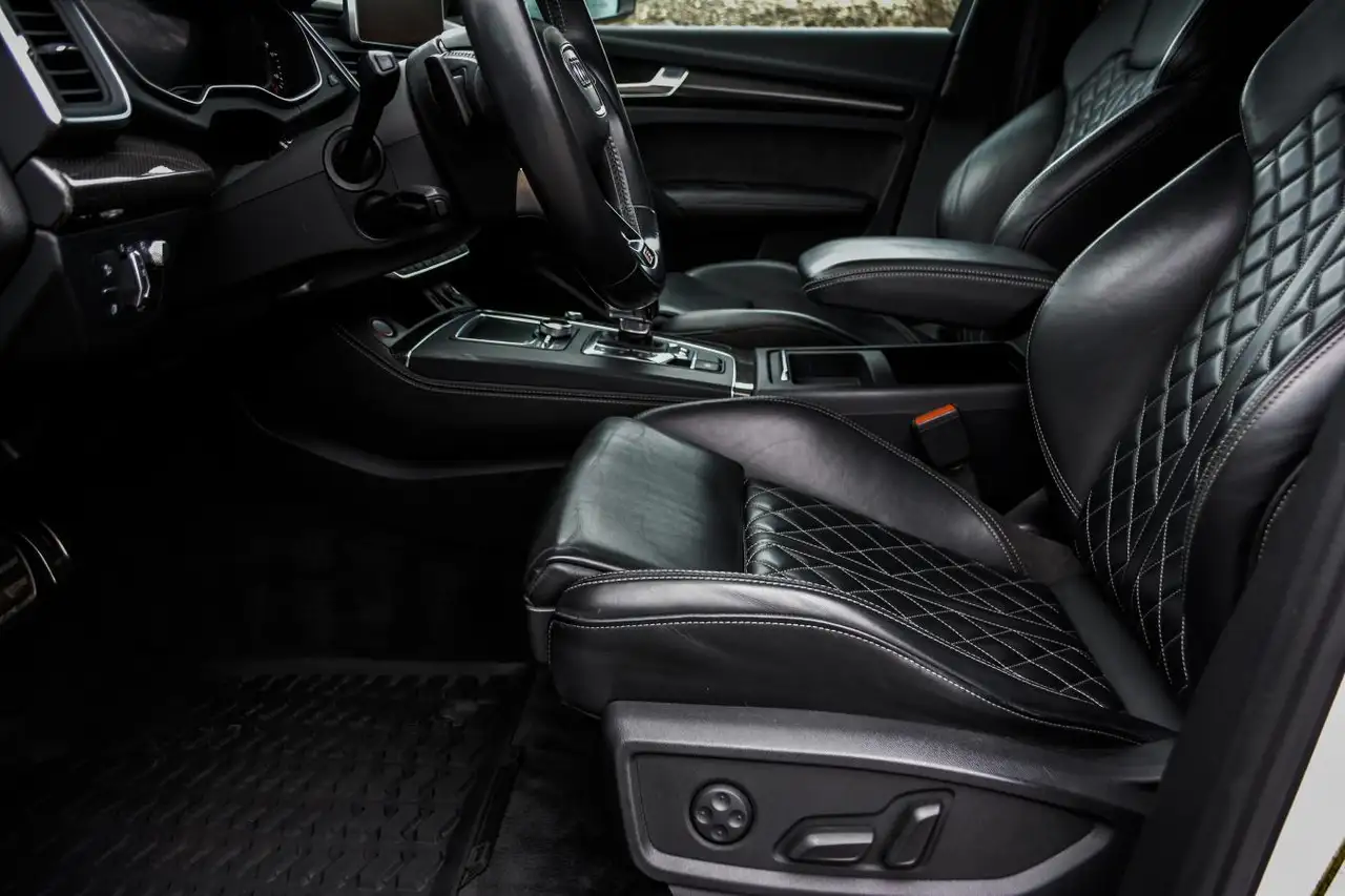 Audi SQ5 снимка Audi SQ5