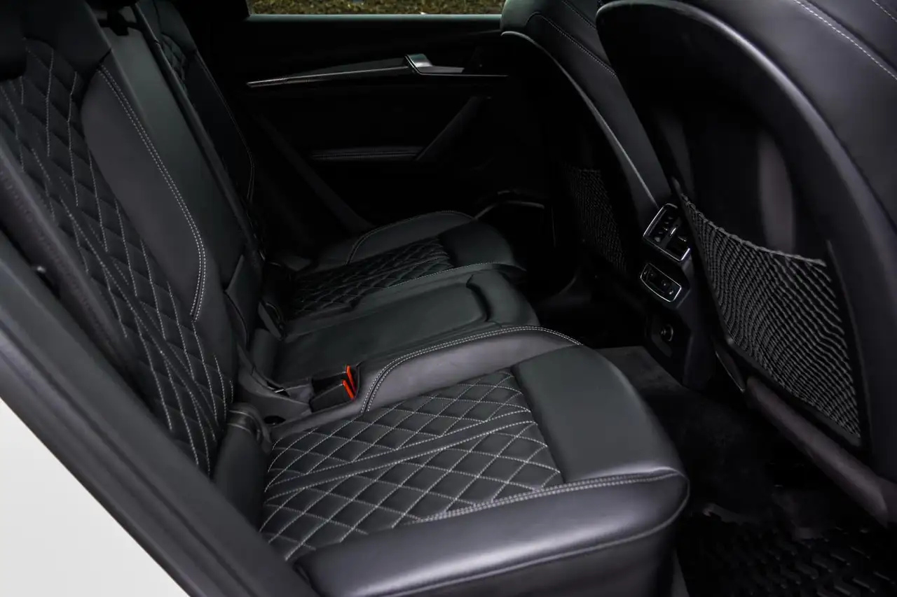 Audi SQ5 снимка Audi SQ5