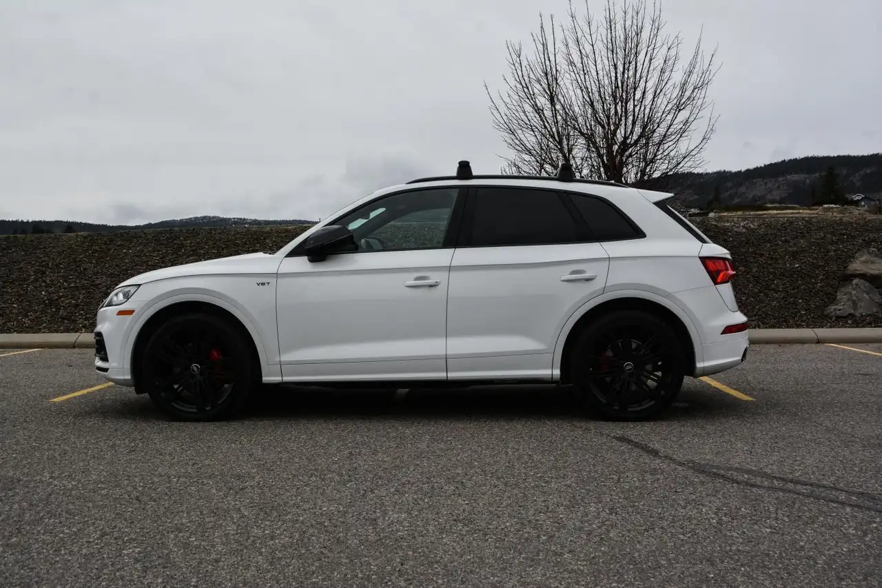 Audi SQ5 снимка Audi SQ5