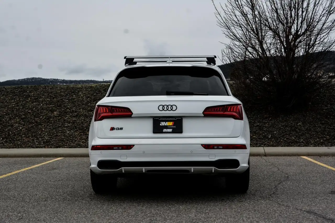 Audi SQ5 снимка Audi SQ5
