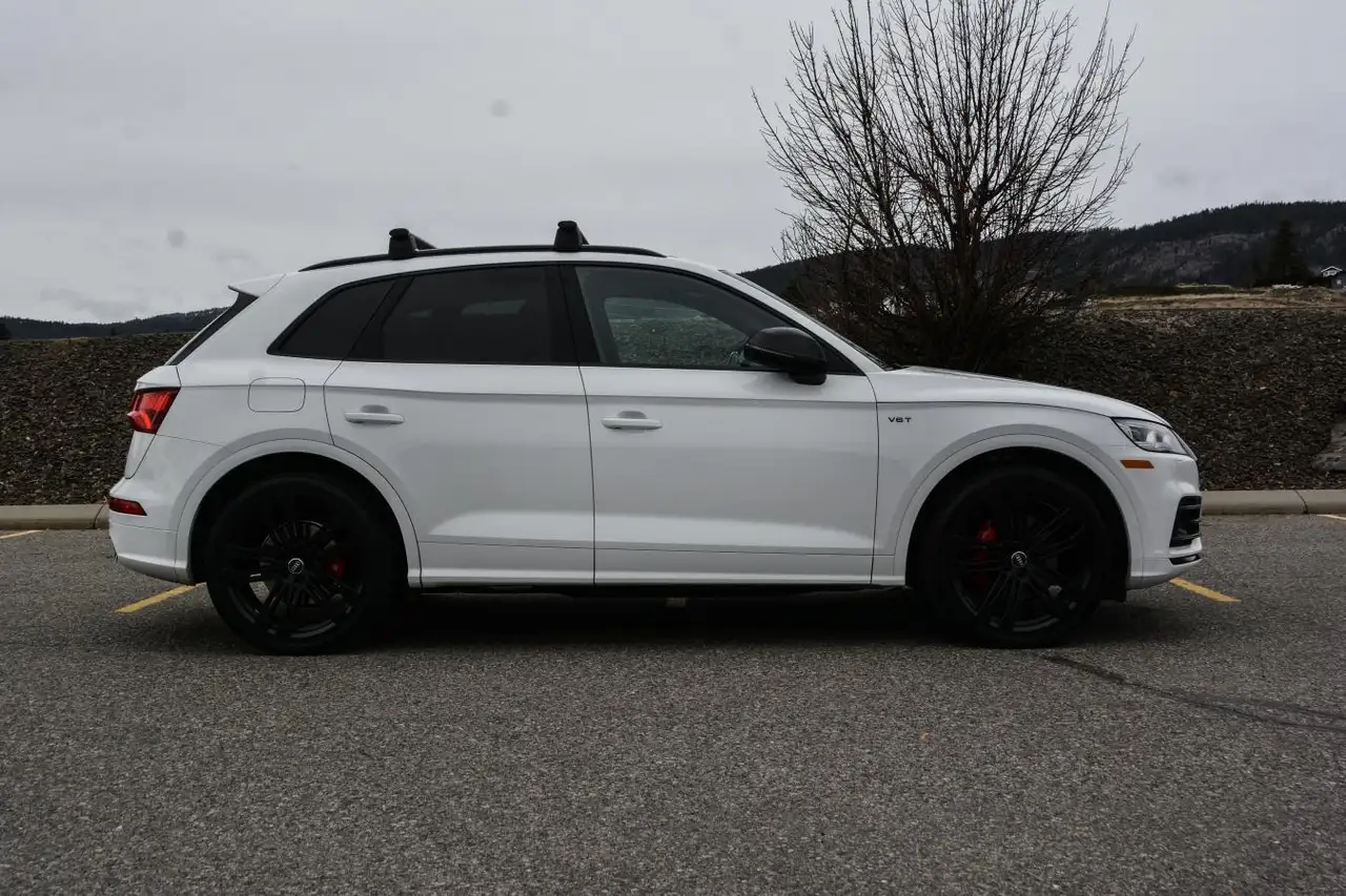 Audi SQ5 снимка Audi SQ5