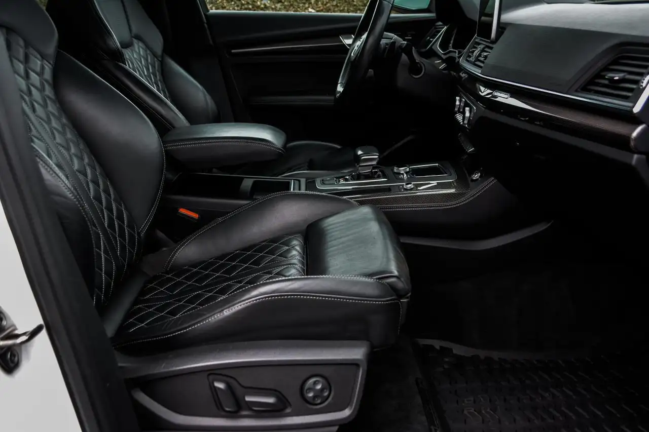 Audi SQ5 снимка Audi SQ5