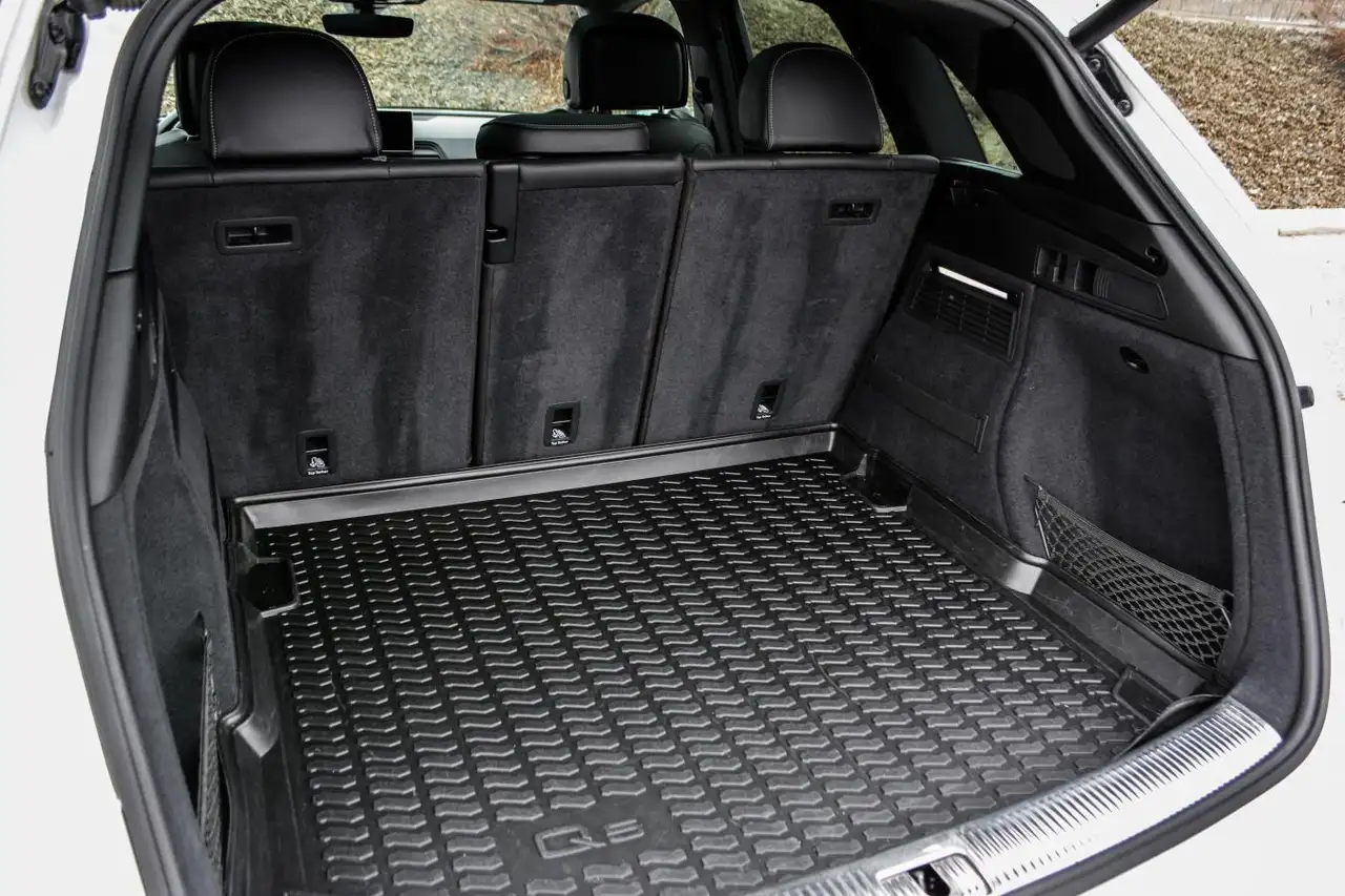 Audi SQ5 снимка Audi SQ5
