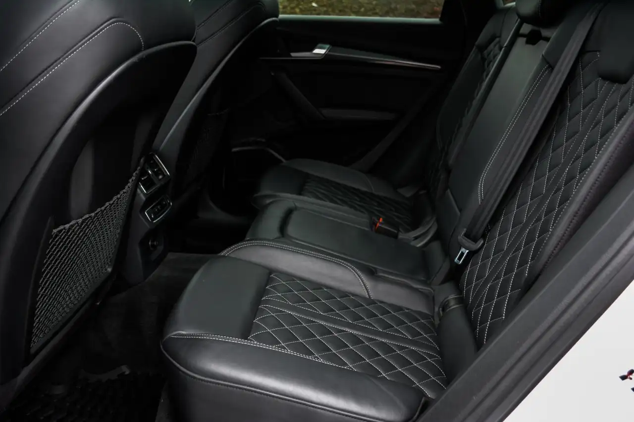 Audi SQ5 снимка Audi SQ5