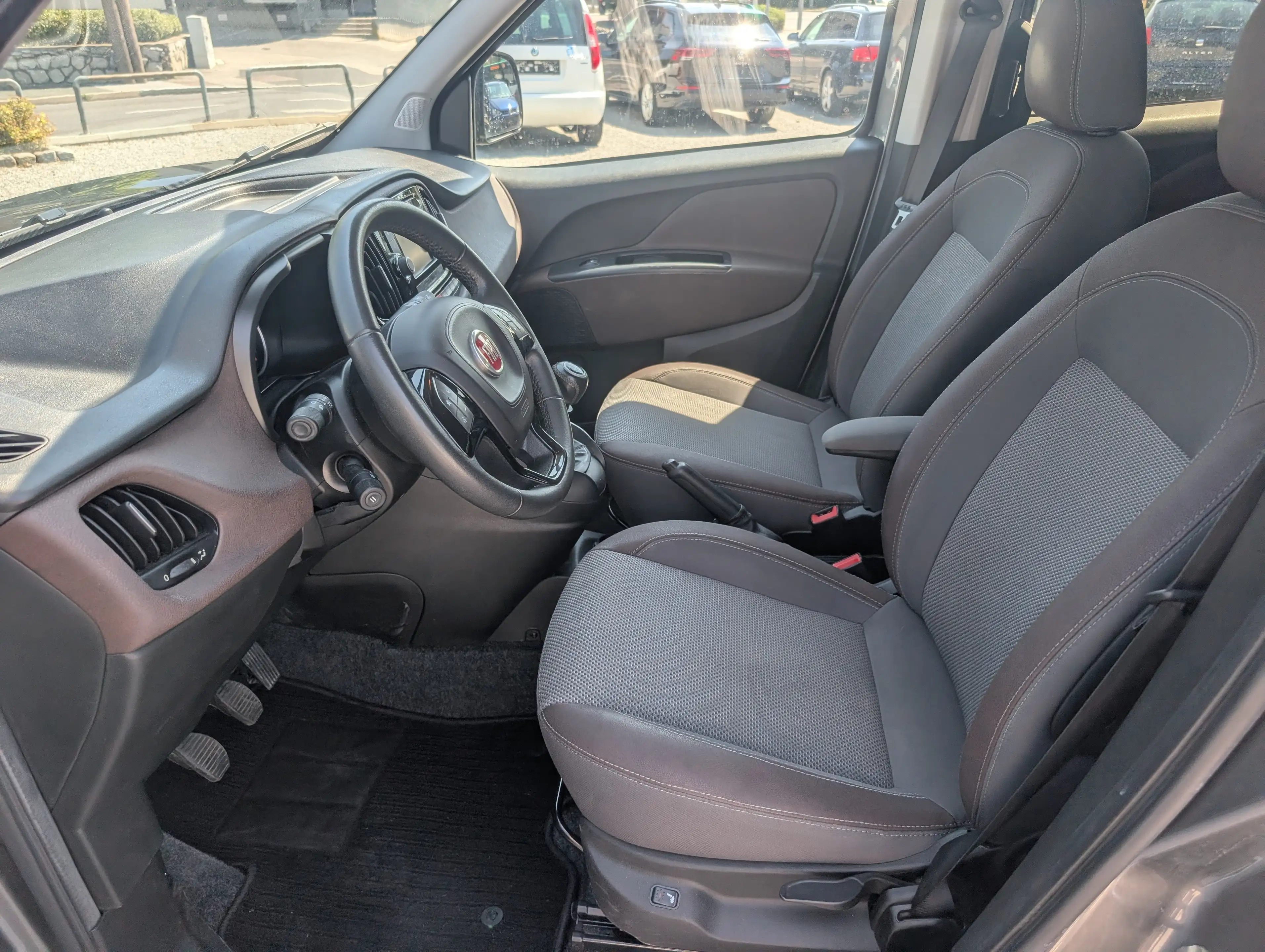 Fiat Doblo Trekking — photo 12