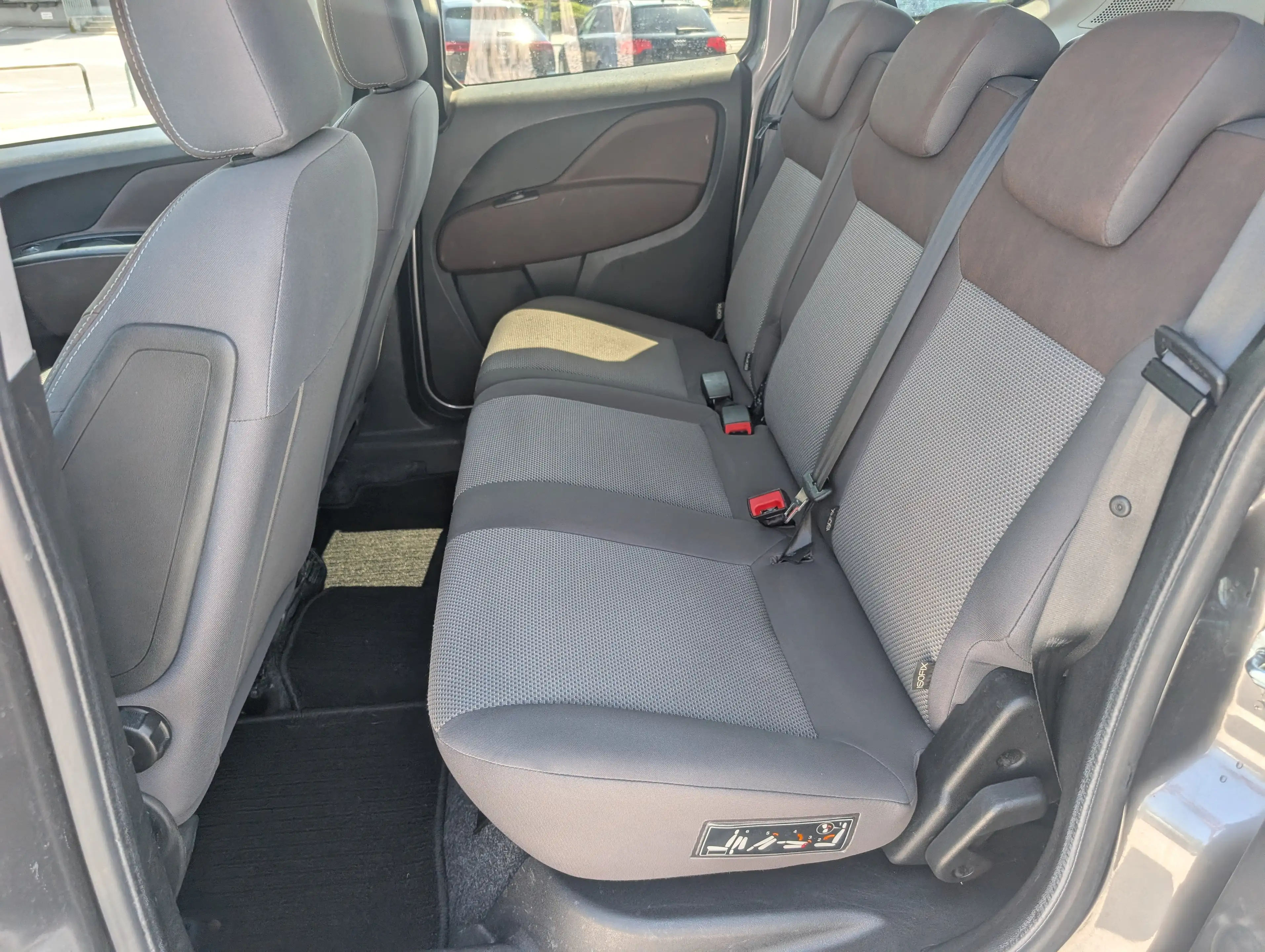 Fiat Doblo Trekking — photo 13