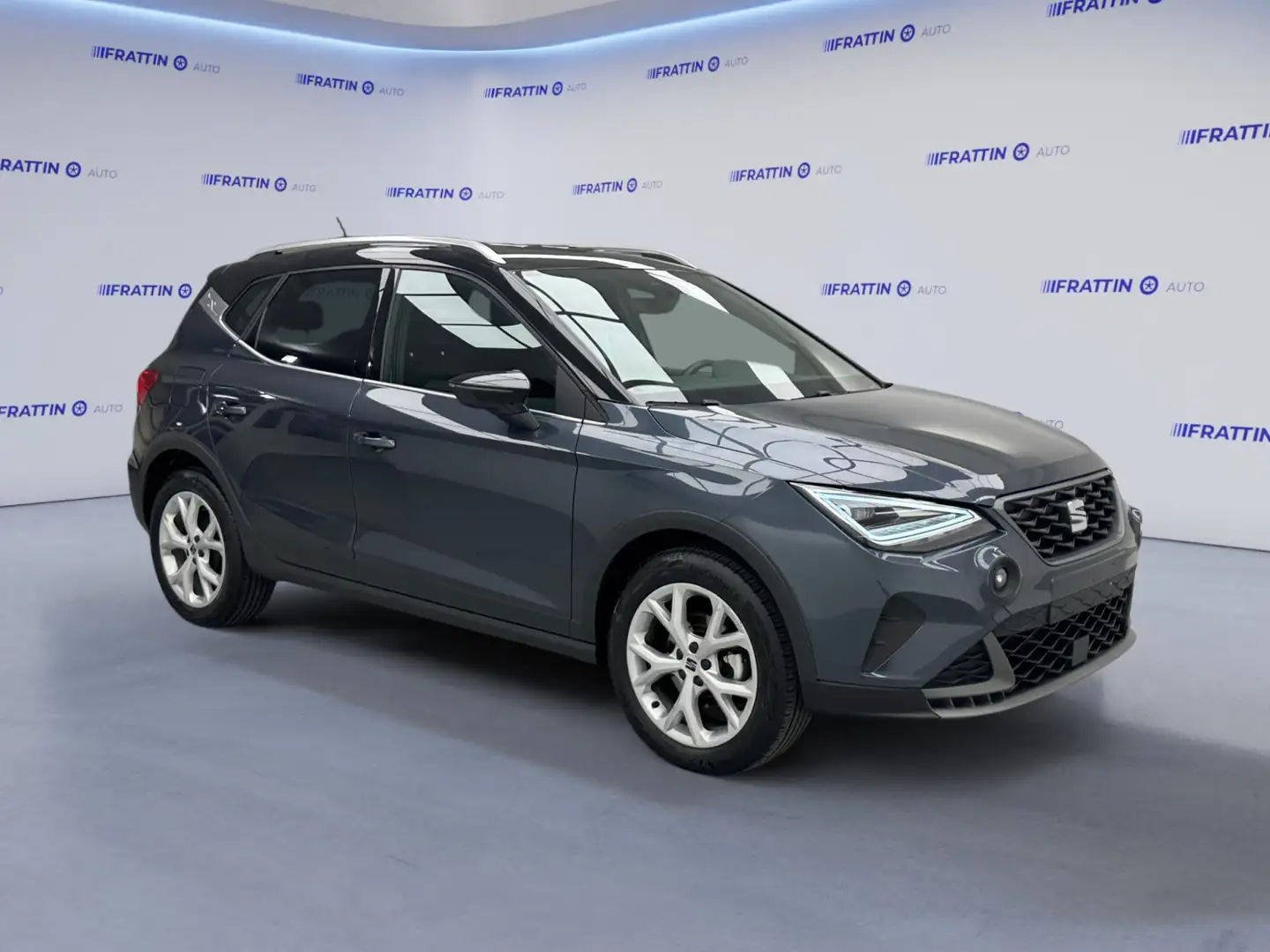 SEAT Arona 1.0 EcoTSI FR Blu/Azzurro - 2