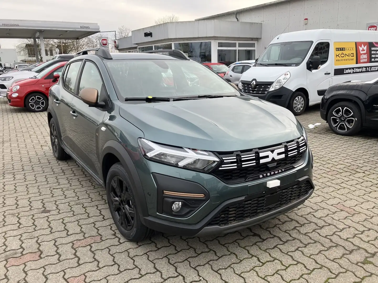 Dacia Sandero Stepway Extreme+ TCe 110 Verde - 2