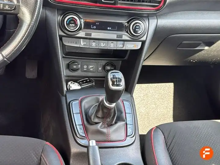 Hyundai Kona 1.0 TGDi Essence 4x2 2019, foto 16