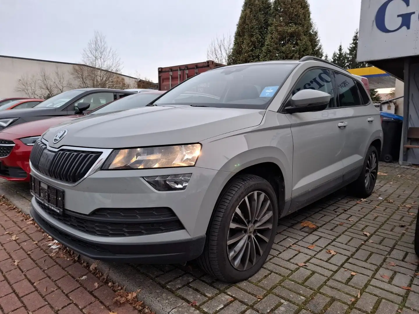Skoda Karoq Style 4x4 ALLRAD*AUTOMATIK* TOP Grau - 1