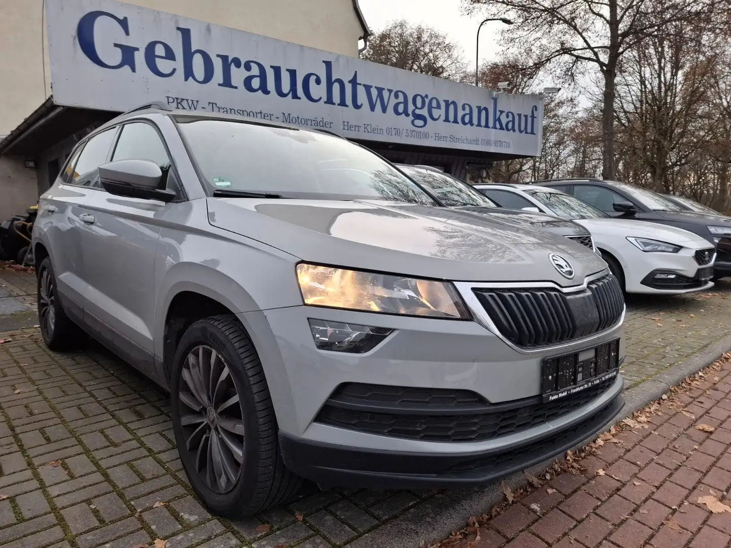 Skoda Karoq Style 4x4 ALLRAD*AUTOMATIK* TOP Grau - 2