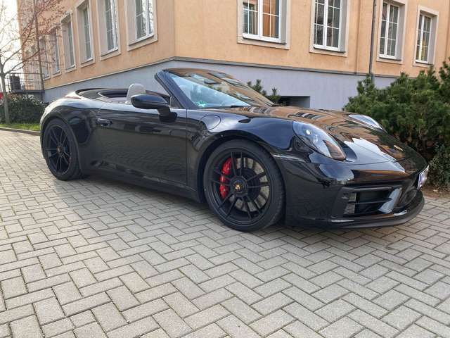 Imagine Porsche 911 Carrera 4 GTS Cabrio/Liftsystem/BOSE/InnoDri