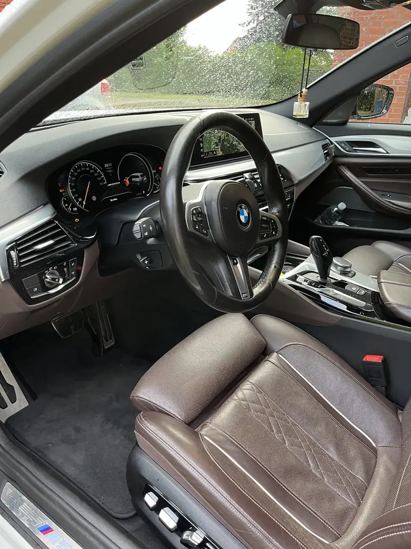 BMW BMW 550d 360*Kamera/ Standheizung/belüftete Sitze Alb - 2