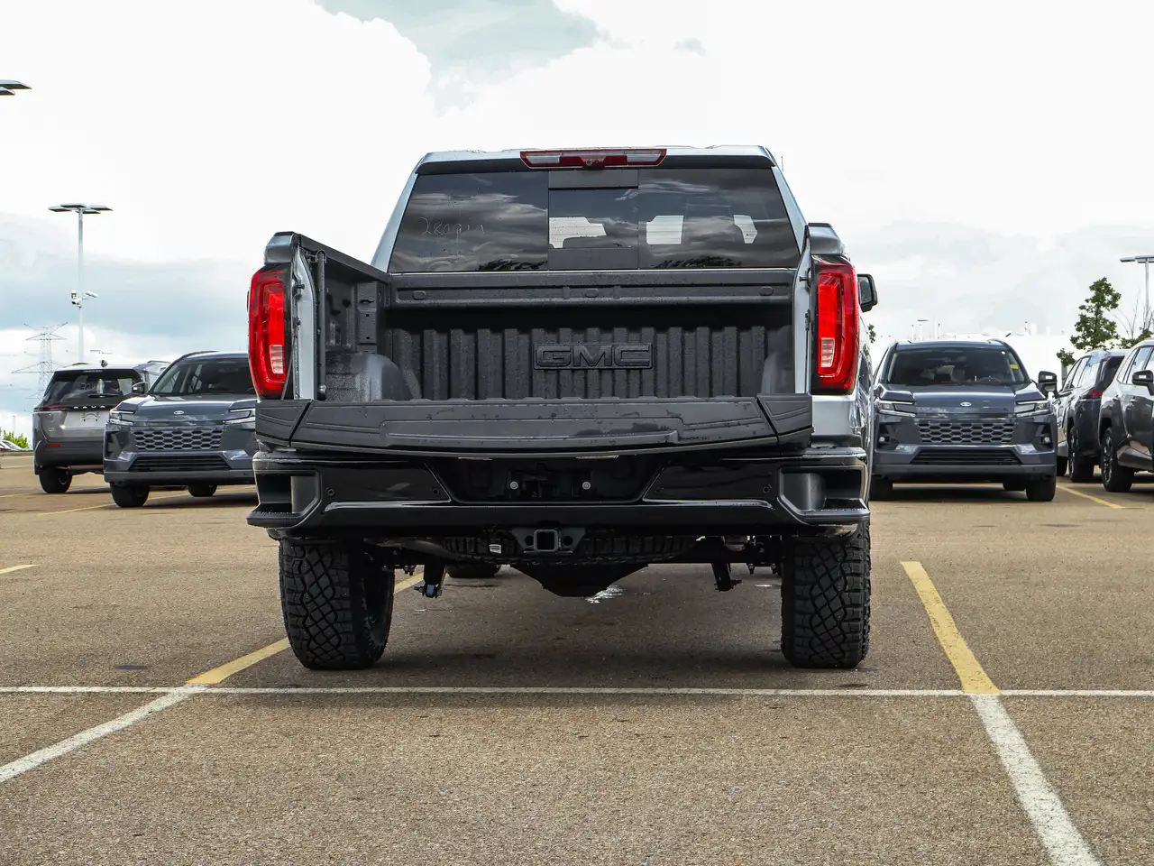 GMC Sierra 1500 снимка GMC Sierra 1500