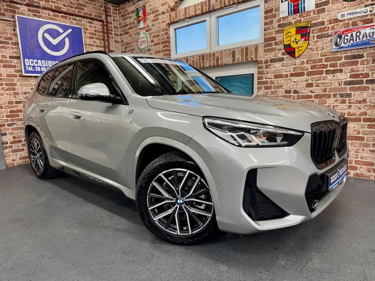 BMW X1 X1 20dA 2.0 150cv Auto xDrive M-SPORT Gris - 1