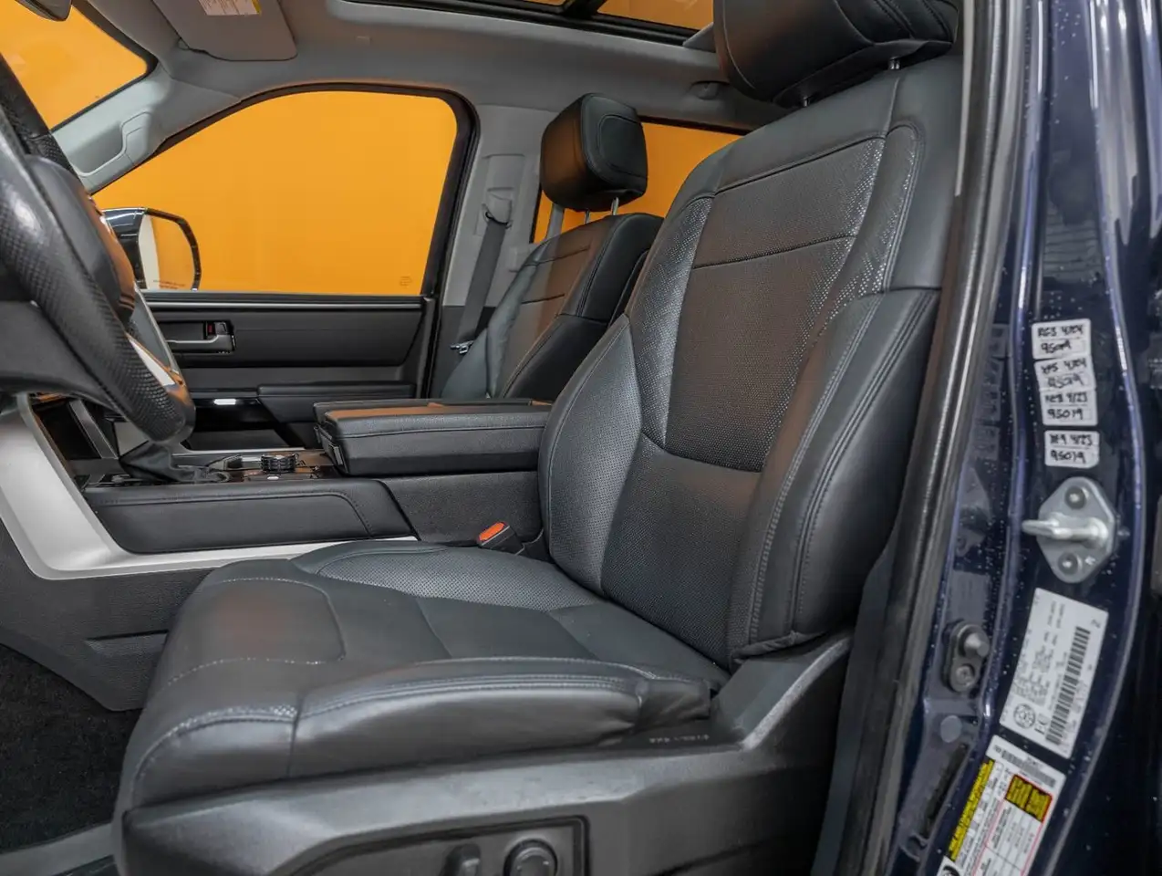 Toyota Tundra снимка Toyota Tundra