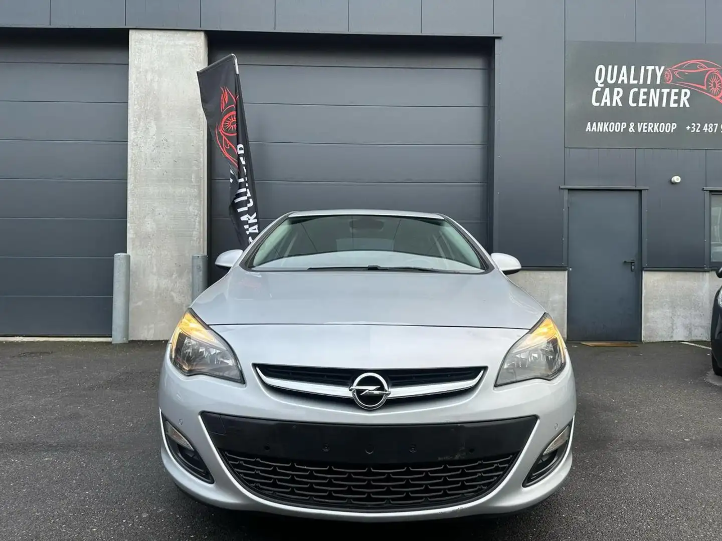Opel Astra 1.7 tdci 179000 km euro 5b Gris - 2
