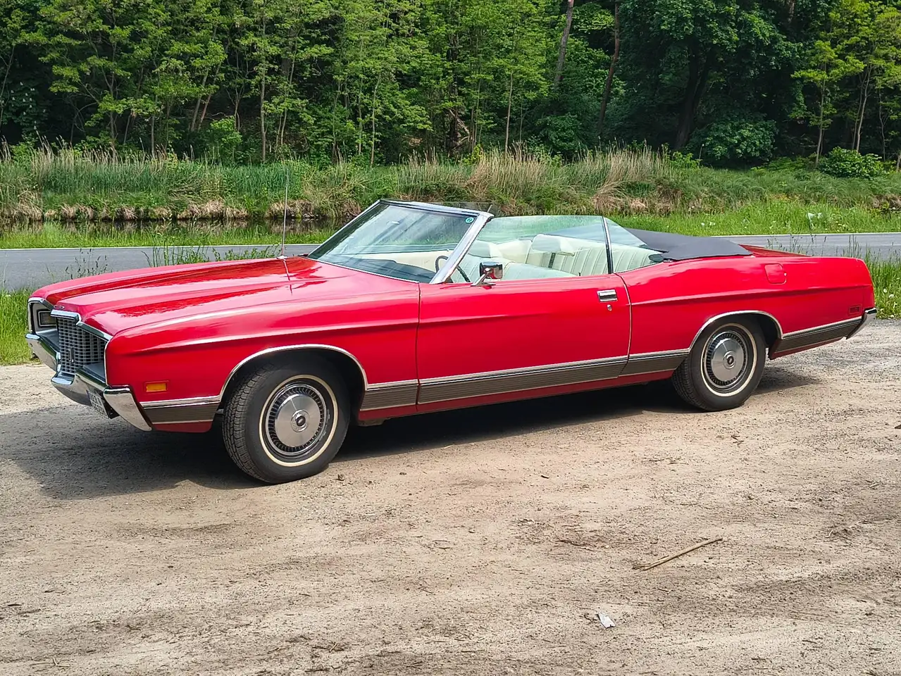 Ford LTD Convertible, foto 3