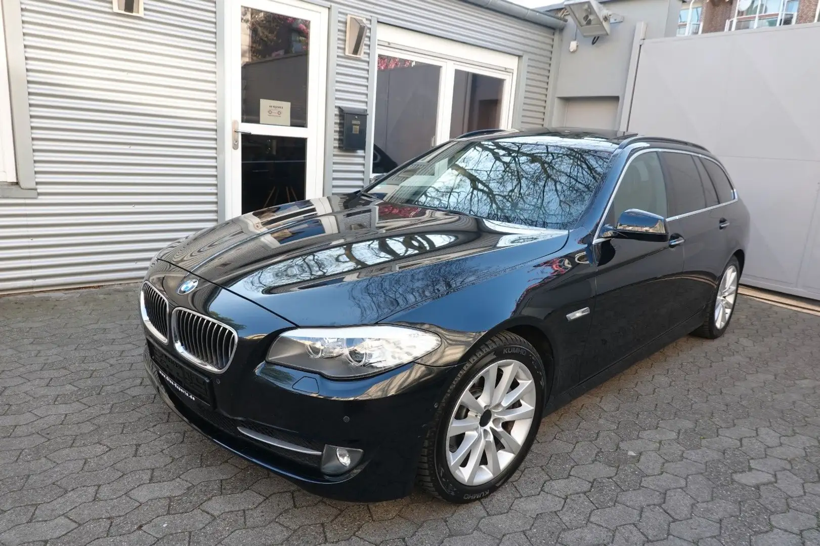 BMW 535 Baureihe 5 Touring 535 d B&O AHK Schwarz - 1