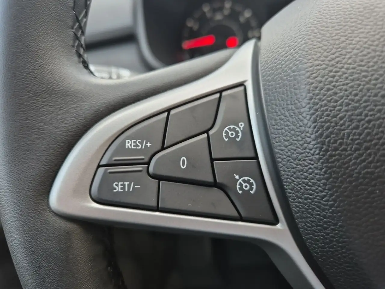 Dacia Sandero Stepway Extreme TCe 90 CVT 27