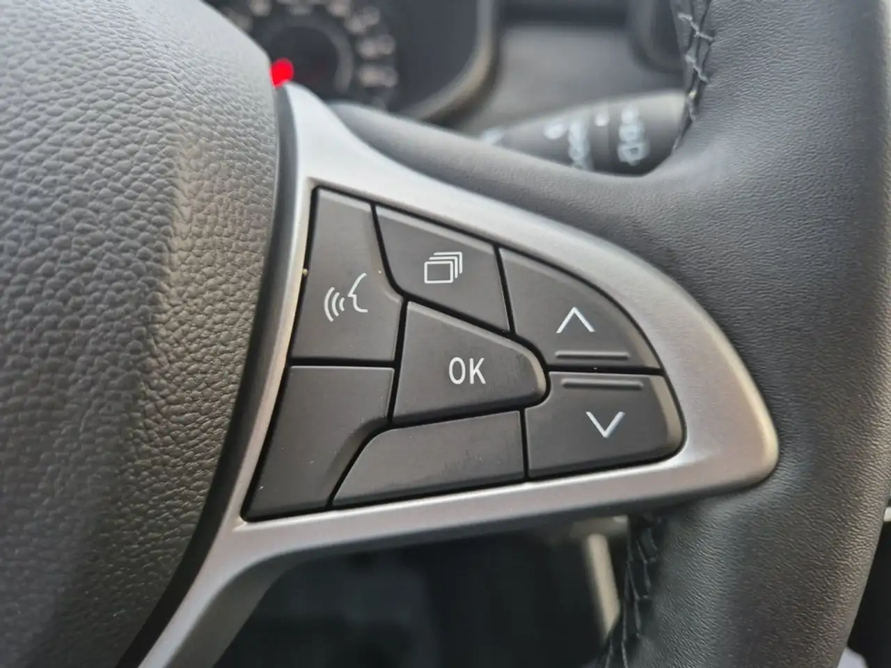 Dacia Sandero Stepway Extreme TCe 90 CVT 26