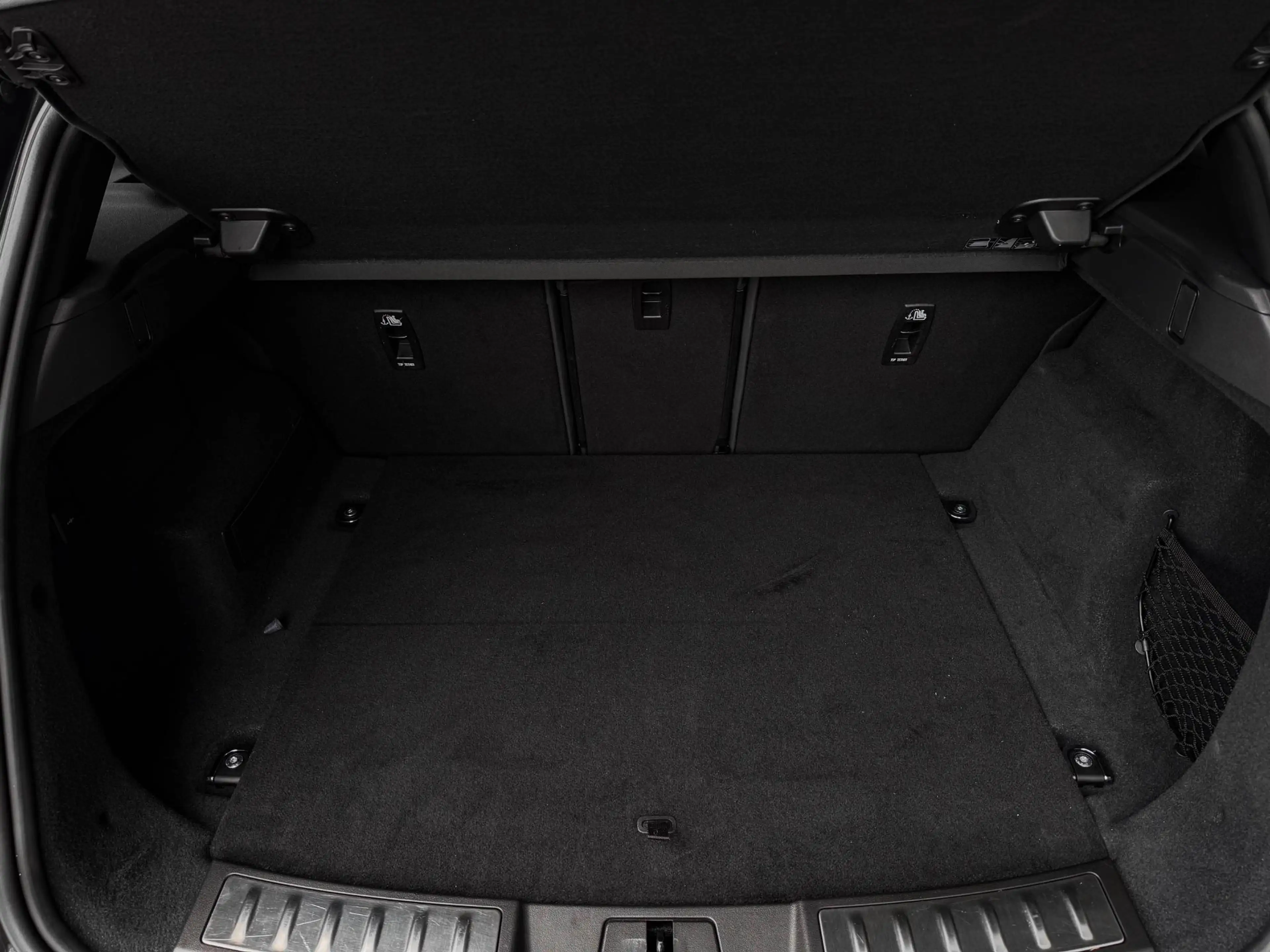 Land Rover Range Rover Evoque 1.5 P300e AWD R-Dynam. SE | Pano | 20"| Topv. | Me — photo 37