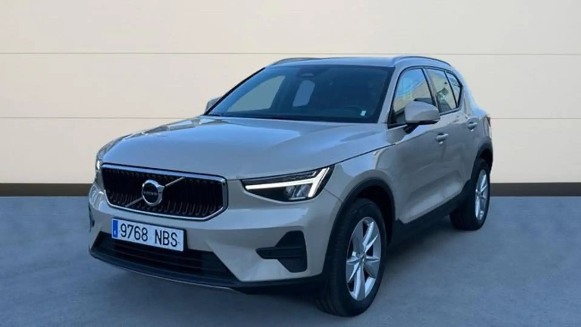 Volvo XC40 2.0 B3 CORE AUTO 163 5P Beige - 2