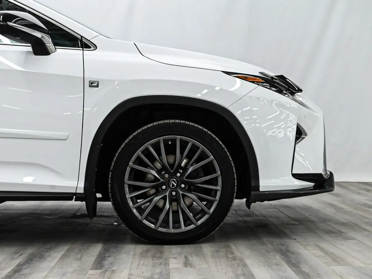 Lexus RX photo Lexus RX