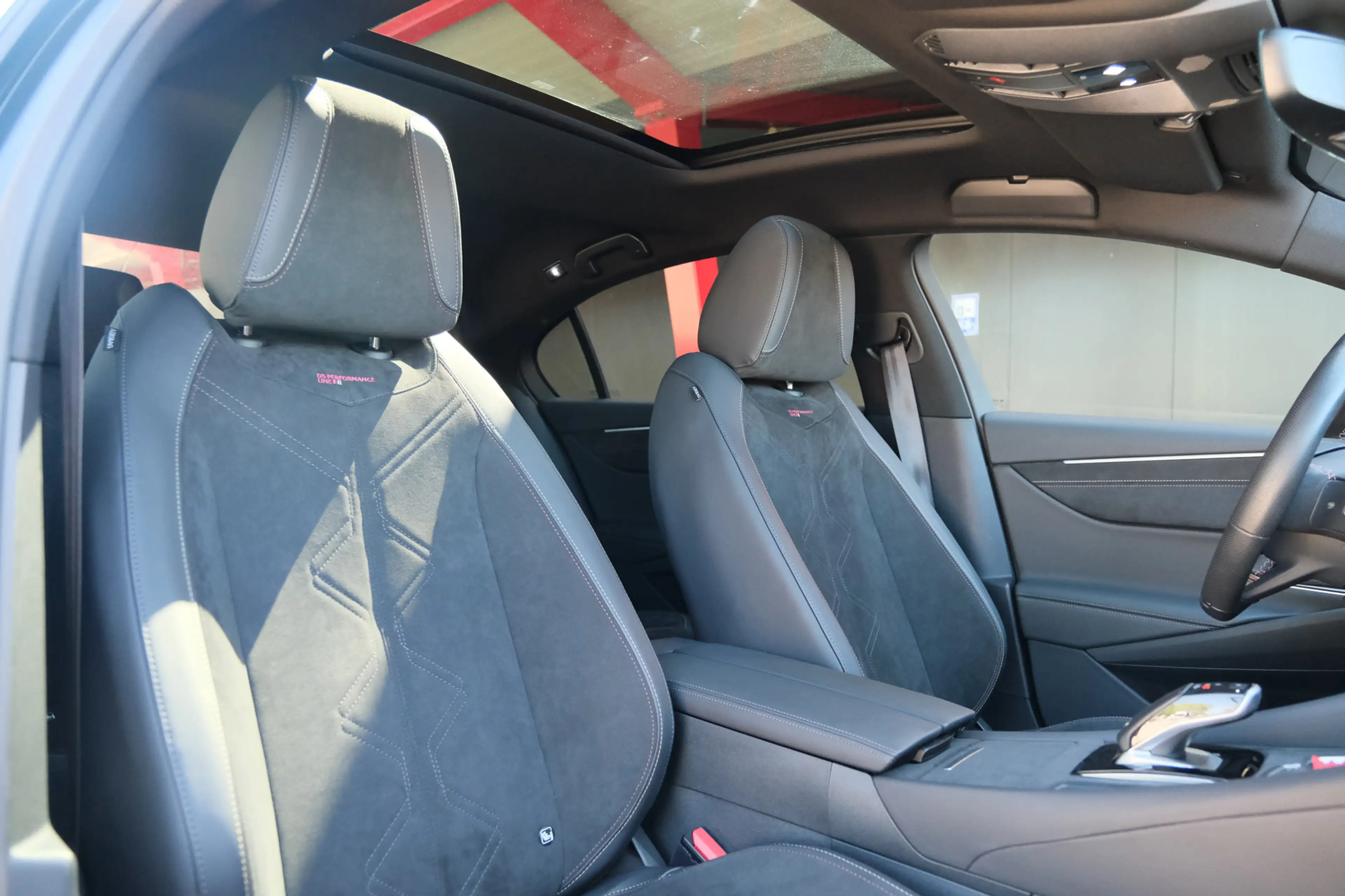 DS Automobiles DS 9 E-Tense 4X4 Performance Line+ — photo 32