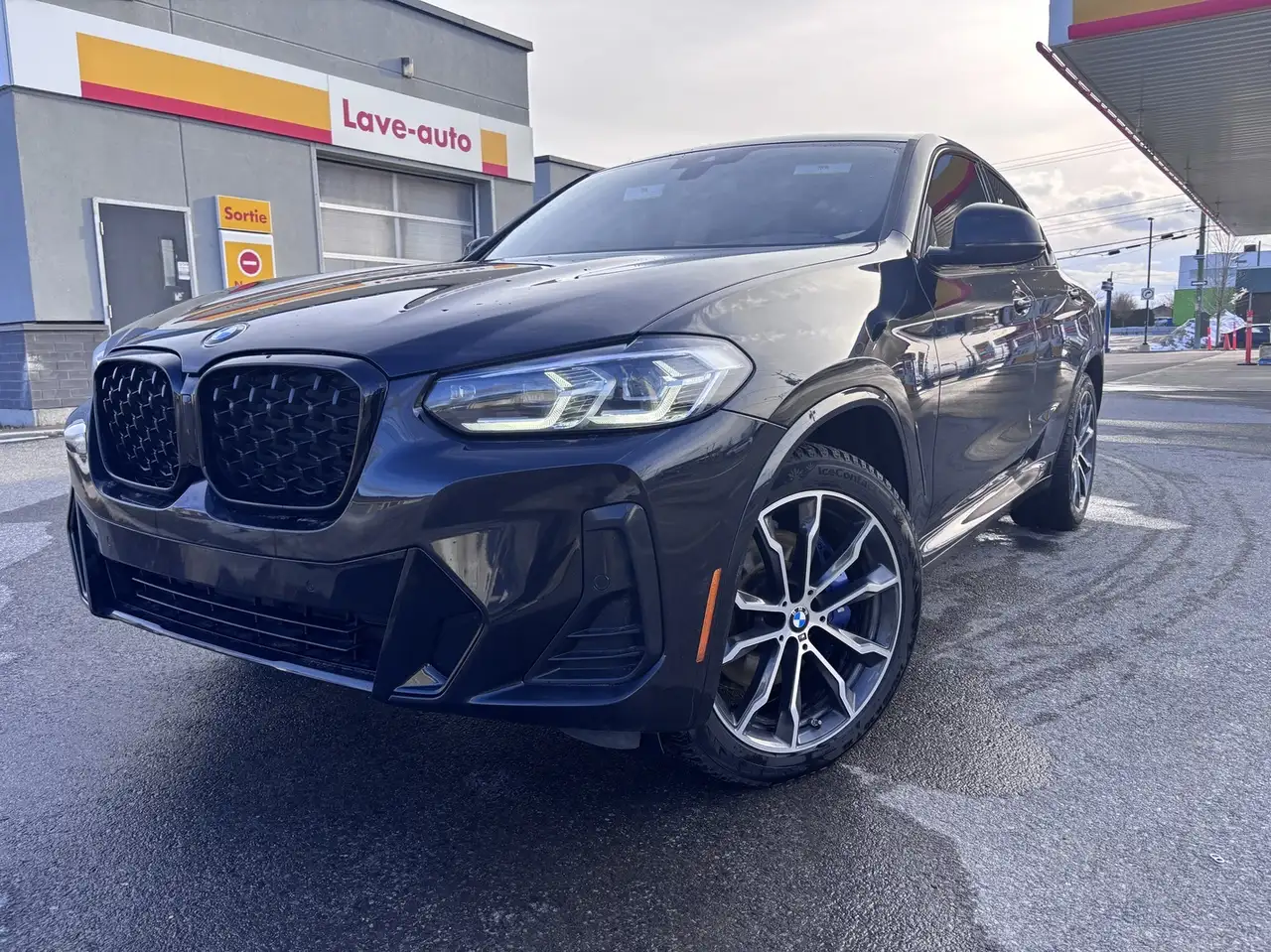 2022 BMW X4