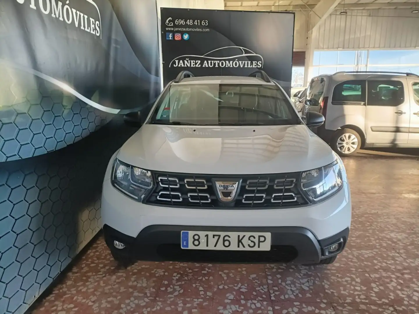 Dacia Duster 1.5Blue dCi Comfort 4x2 85kW Wit - 2