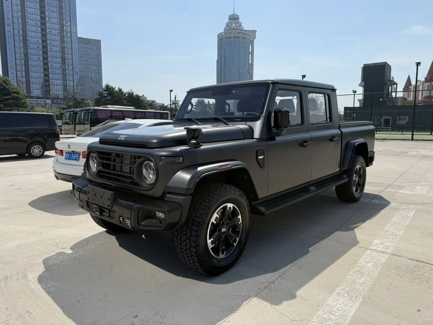 BAW 212 212 Pick Up ORTNER 4X4 Offroad Customs Grau - 1